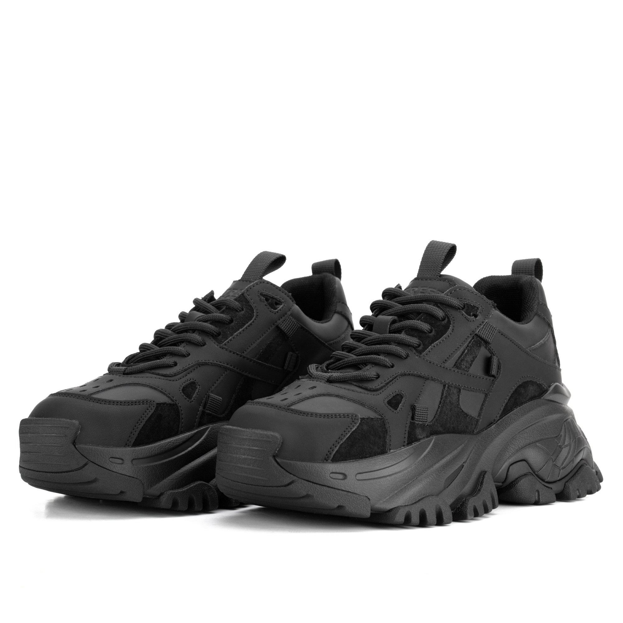 Обувь. Предметная и каталожная съемка в Москве!