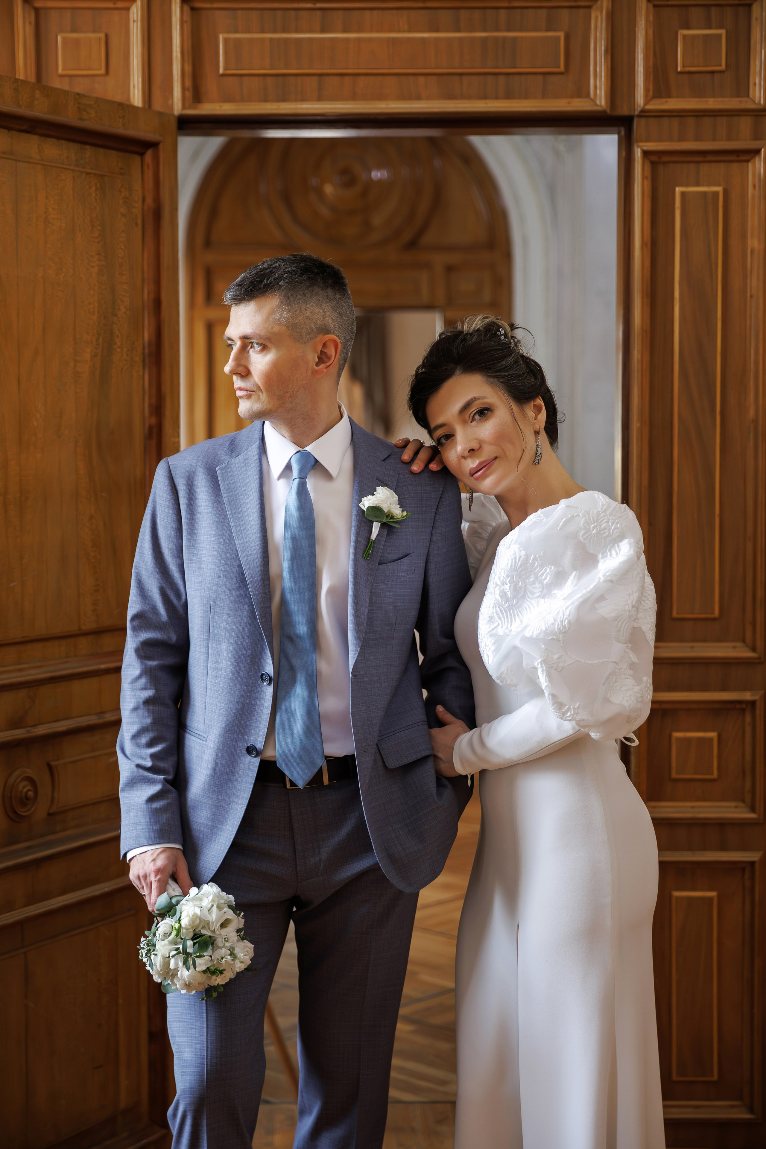 Свадебная фотосессия в библиотеке читальне им Пушкина. Свадебный фотограф Москва и МО Сергей Киржаев