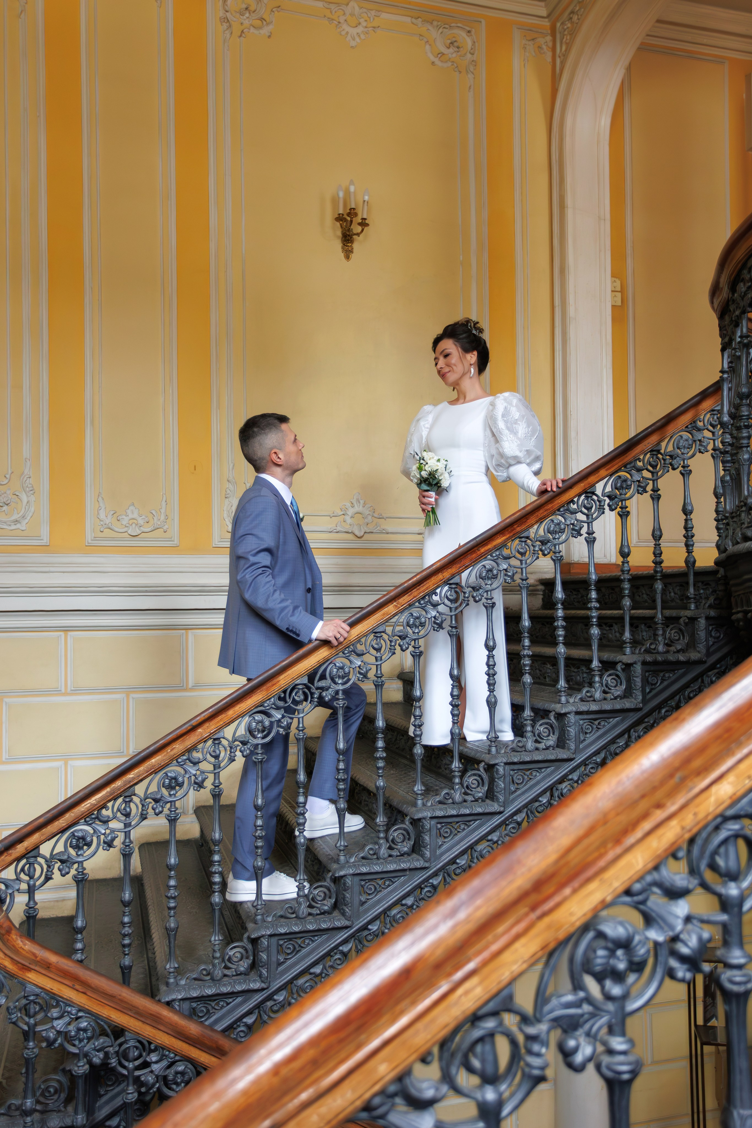 Свадебная фотосессия в библиотеке читальне им Пушкина. Свадебный фотограф Москва и МО Сергей Киржаев