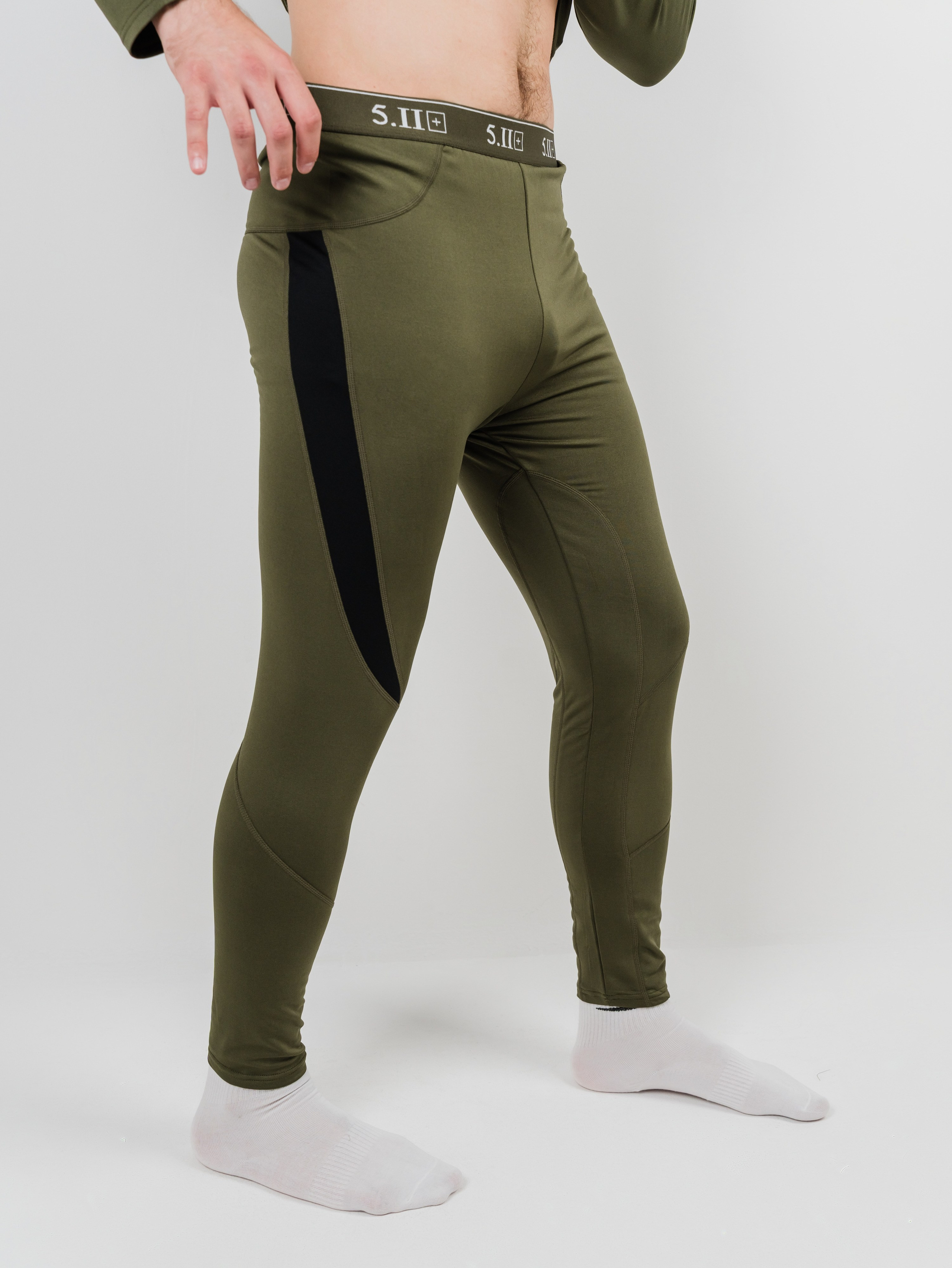 Термобельё. Лев Лекомцев модель