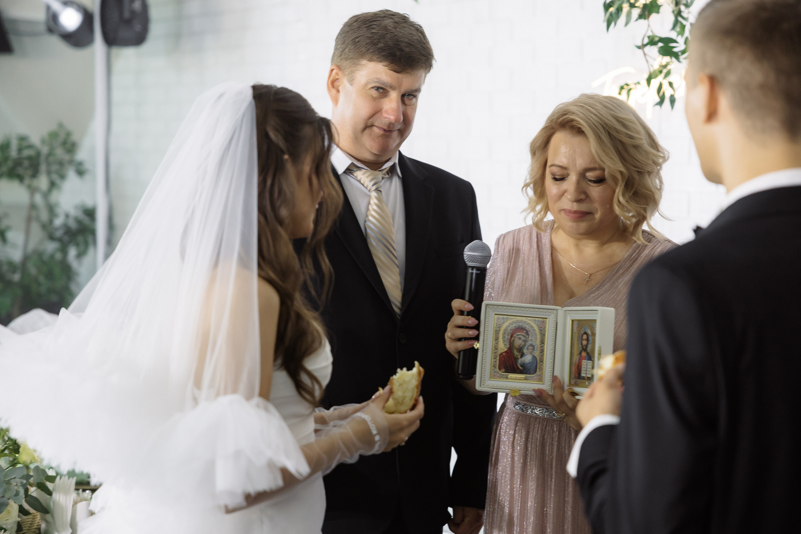 15.08.2024. RETOUCH-HOUSE