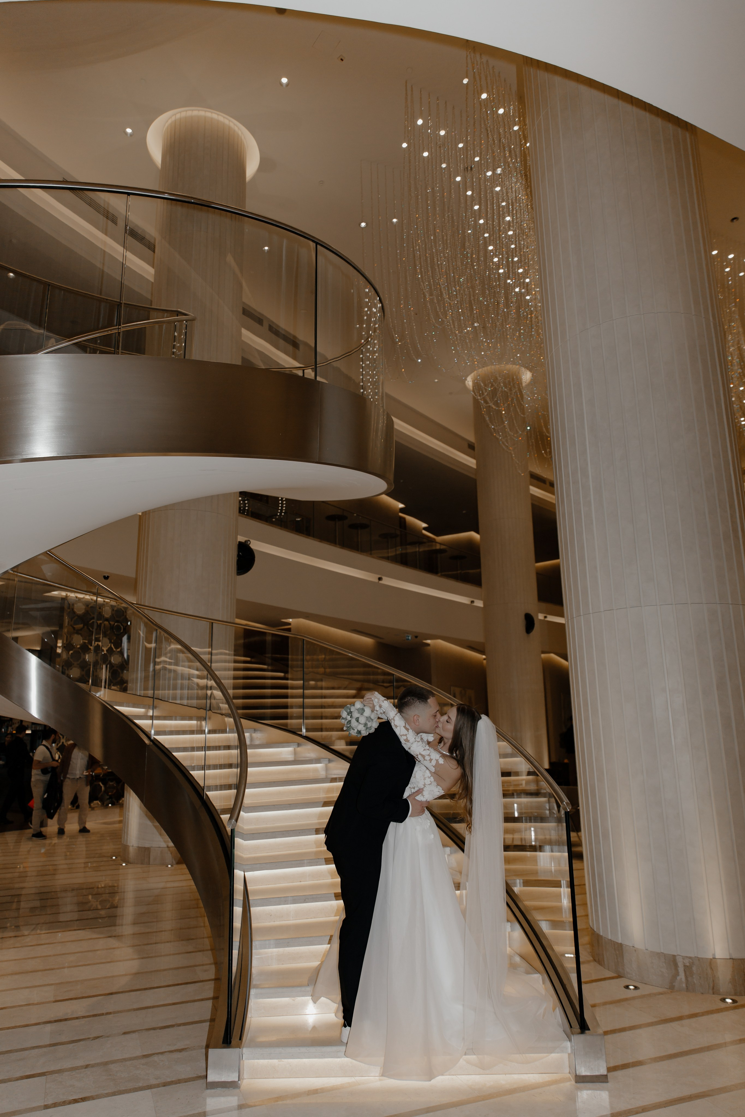 02.07.24. RETOUCH-HOUSE