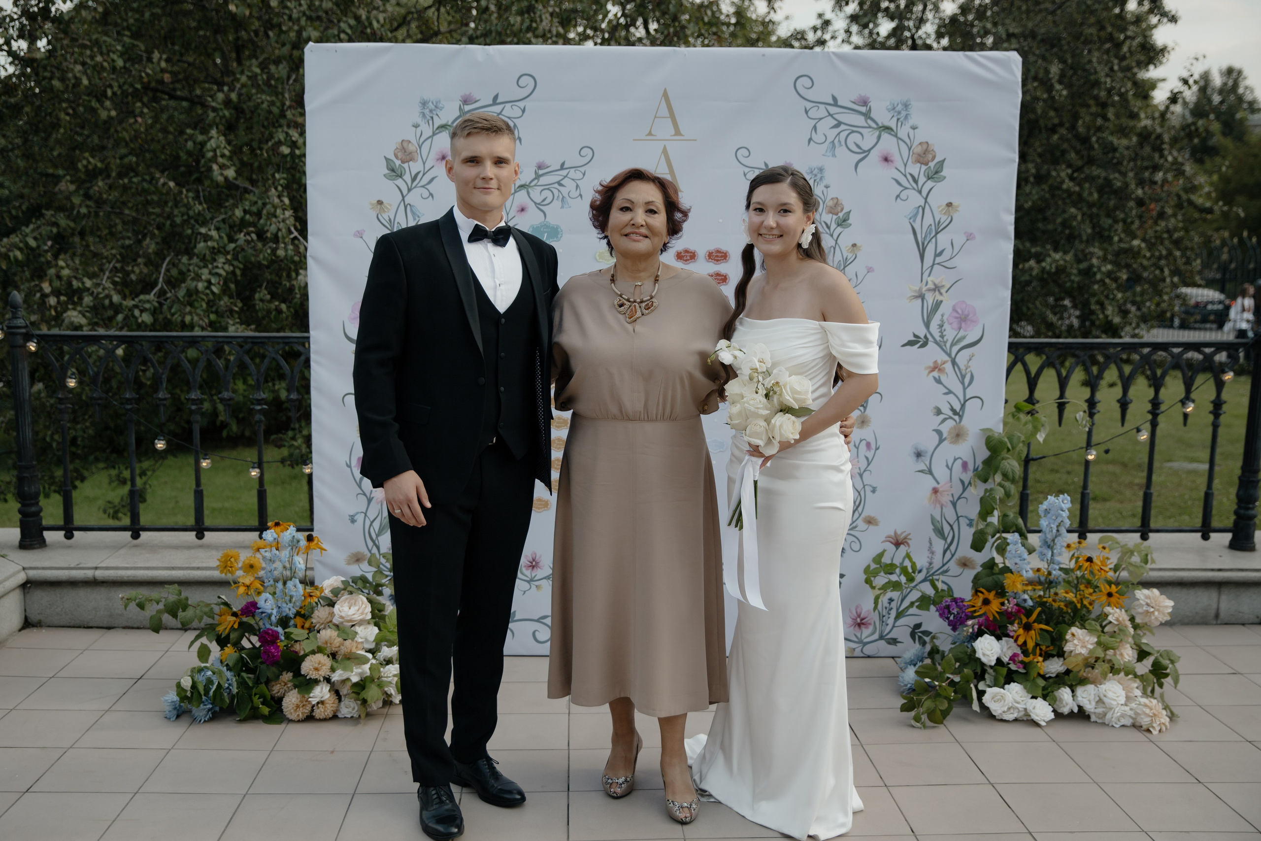 25.08.2024. RETOUCH-HOUSE