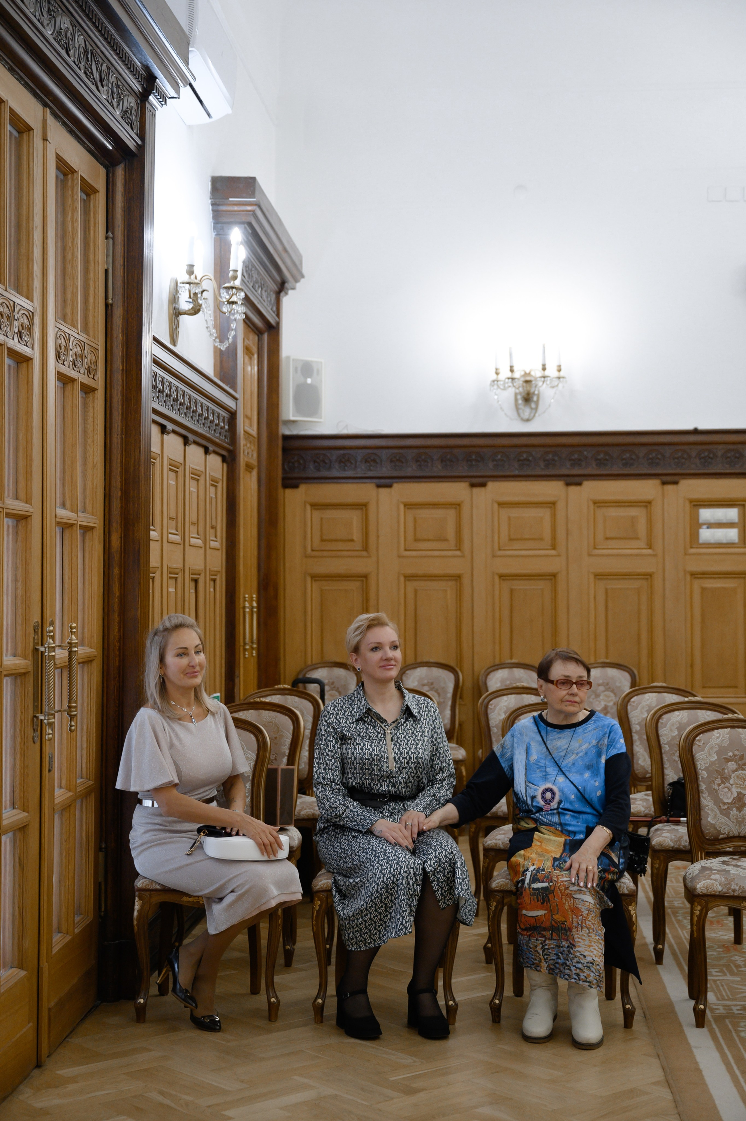 12.11.2024. RETOUCH-HOUSE