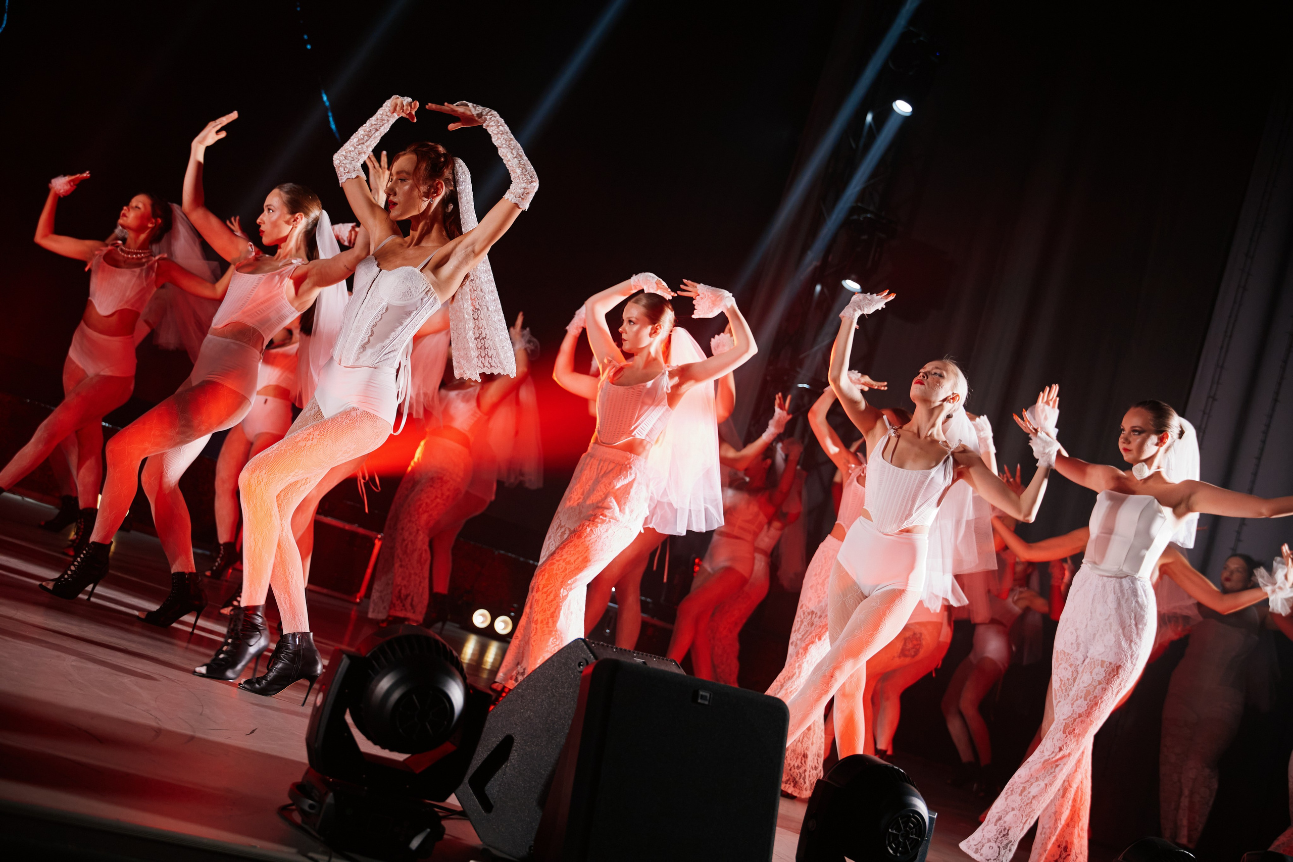 VIVA GLAM Отчетный концерт. Фотограф и видеограф в Кургане Леонид Корнильев