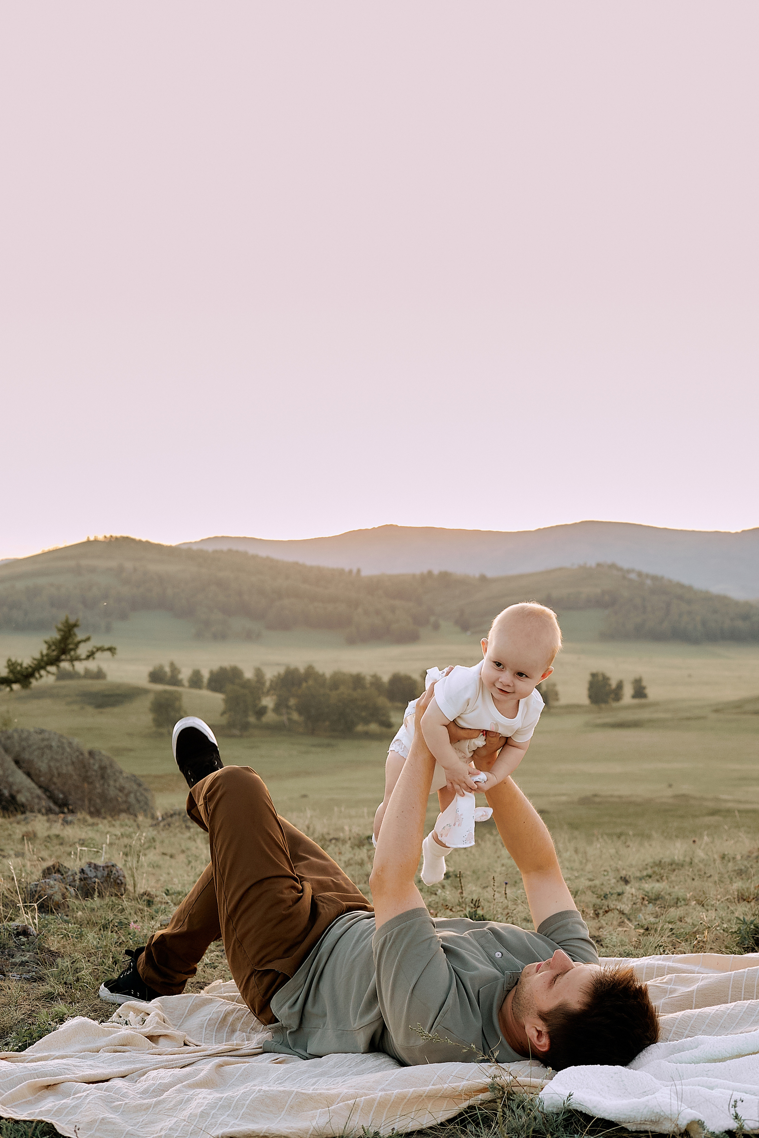 Пикник на закате. Свадебный и семейный фотограф в Магнитогорске Женя Иванова