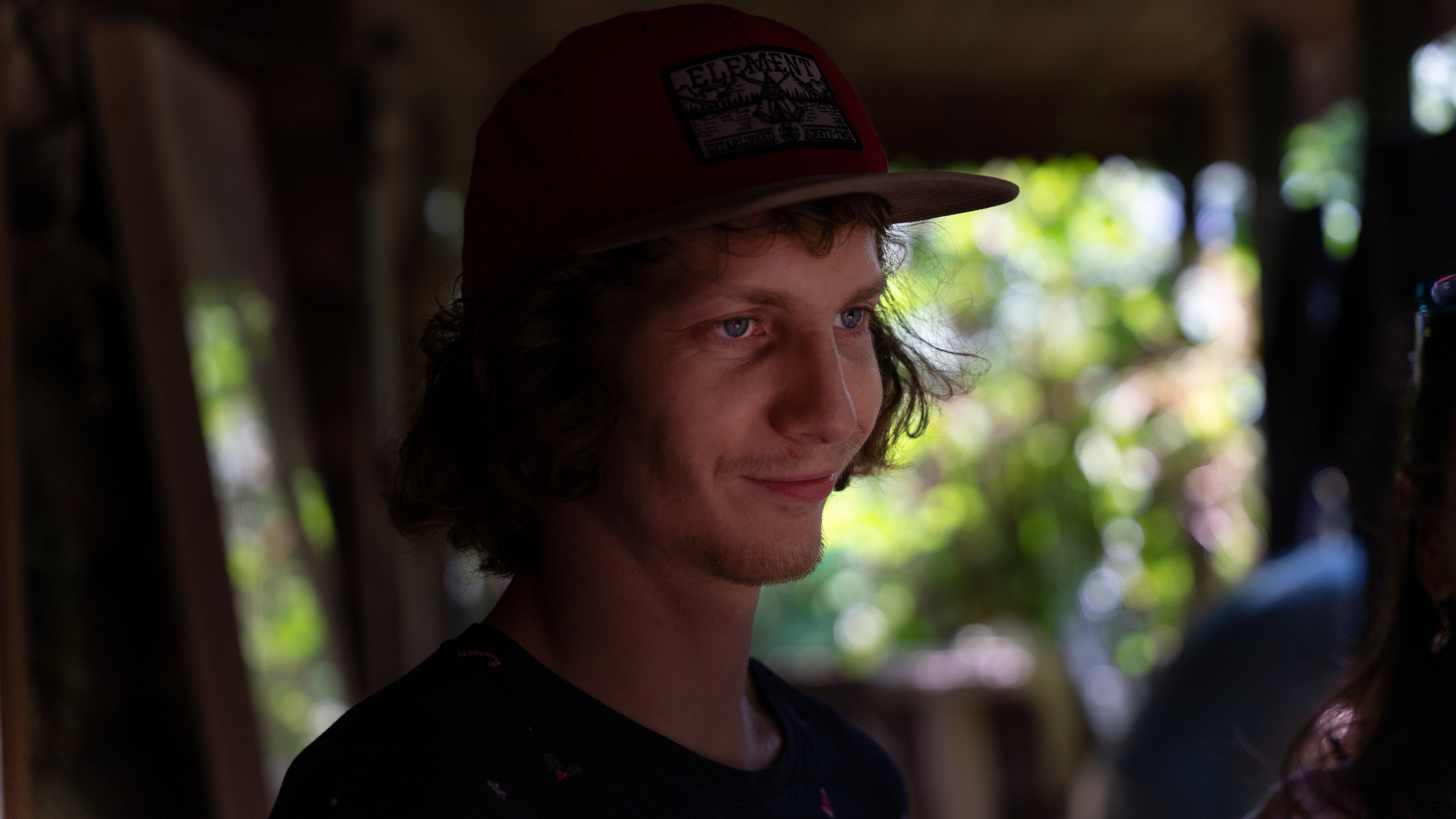 ПОРТРЕТЫ. ПОБУДЬ ЗДЕСЬ И ЦЕЛЕЕ БУДЕТ ЭТОТ МИР