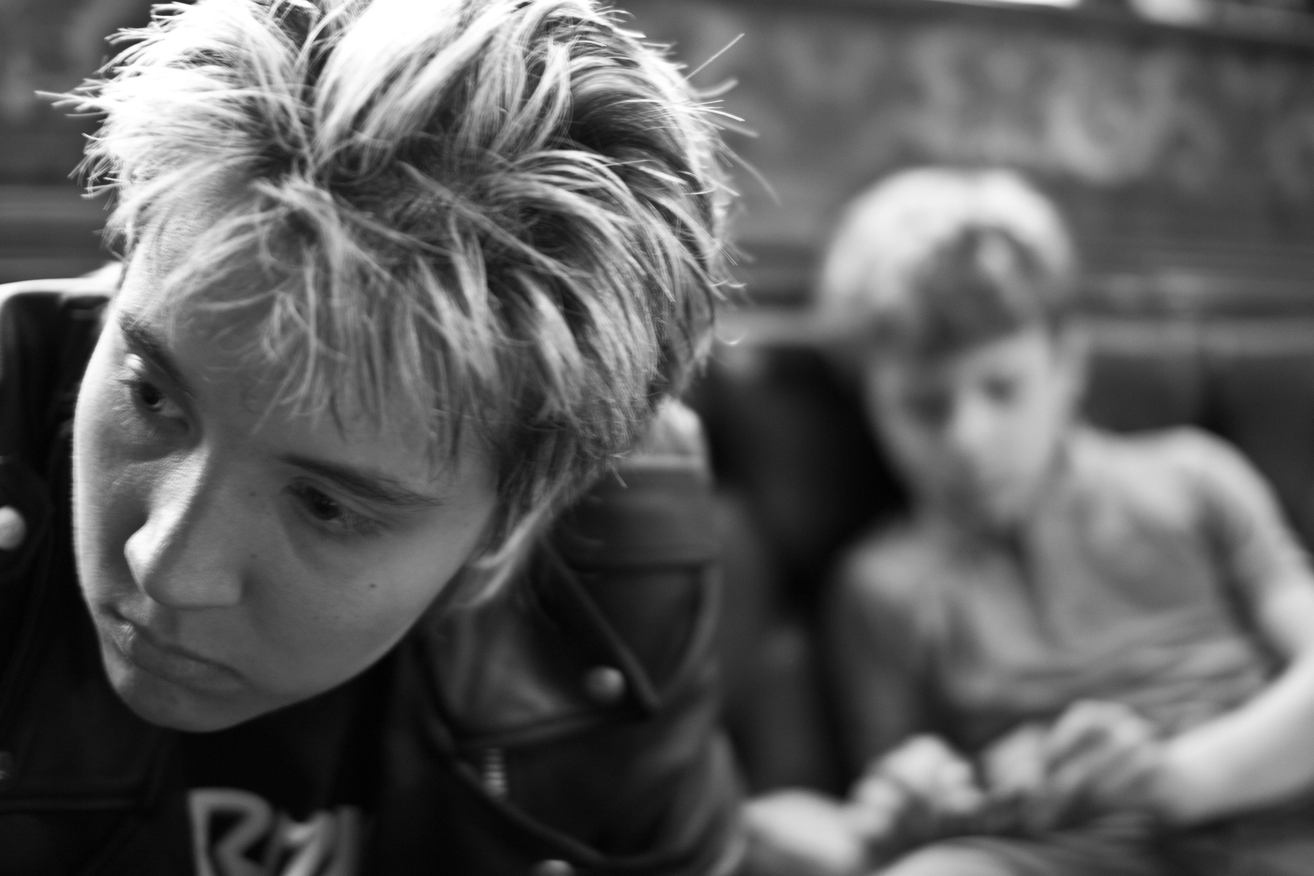 ПОРТРЕТЫ. ПОБУДЬ ЗДЕСЬ И ЦЕЛЕЕ БУДЕТ ЭТОТ МИР