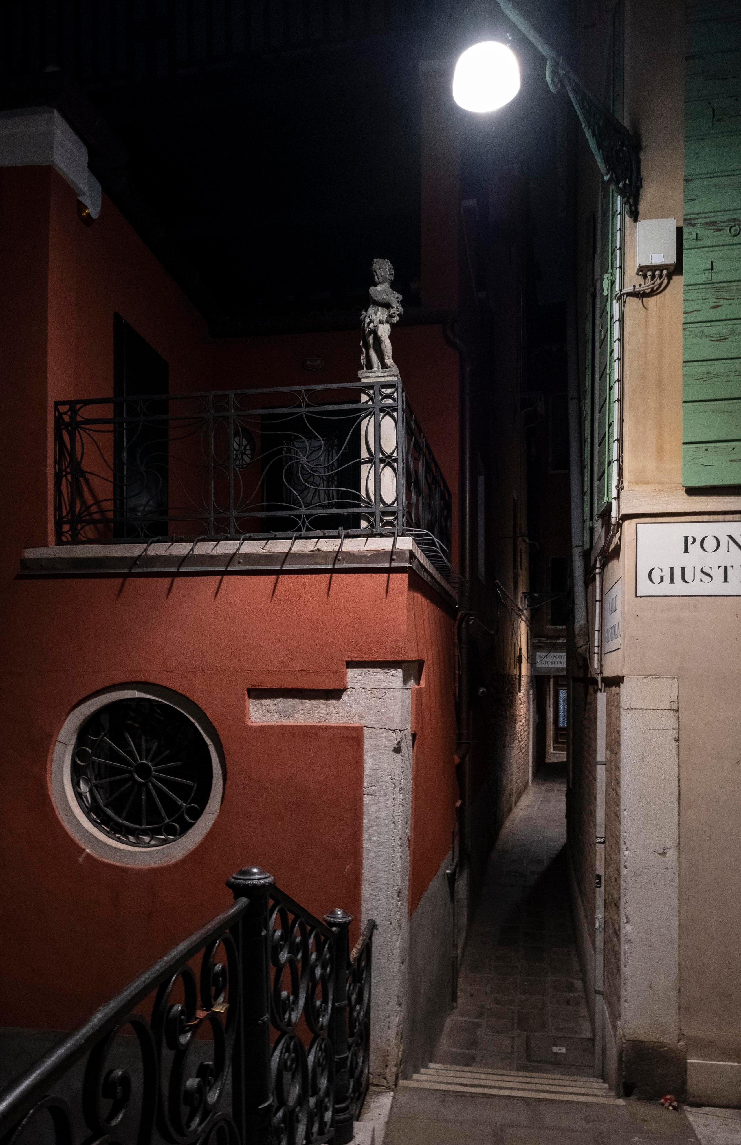 Венеция. ПОБУДЬ ЗДЕСЬ И ЦЕЛЕЕ БУДЕТ ЭТОТ МИР