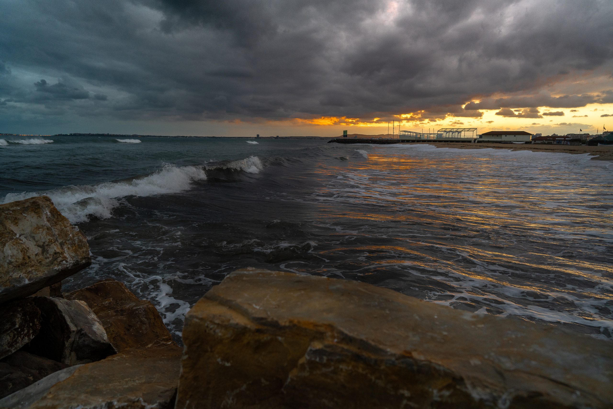 Святой Влас. ПОБУДЬ ЗДЕСЬ И ЦЕЛЕЕ БУДЕТ ЭТОТ МИР