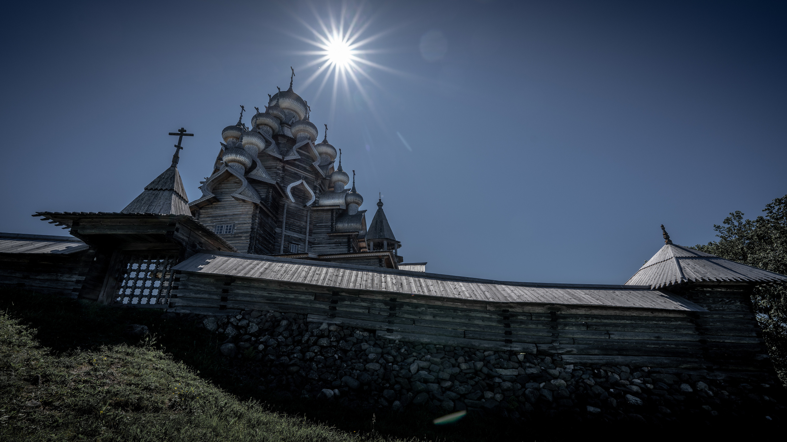 Кижи. ПОБУДЬ ЗДЕСЬ И ЦЕЛЕЕ БУДЕТ ЭТОТ МИР