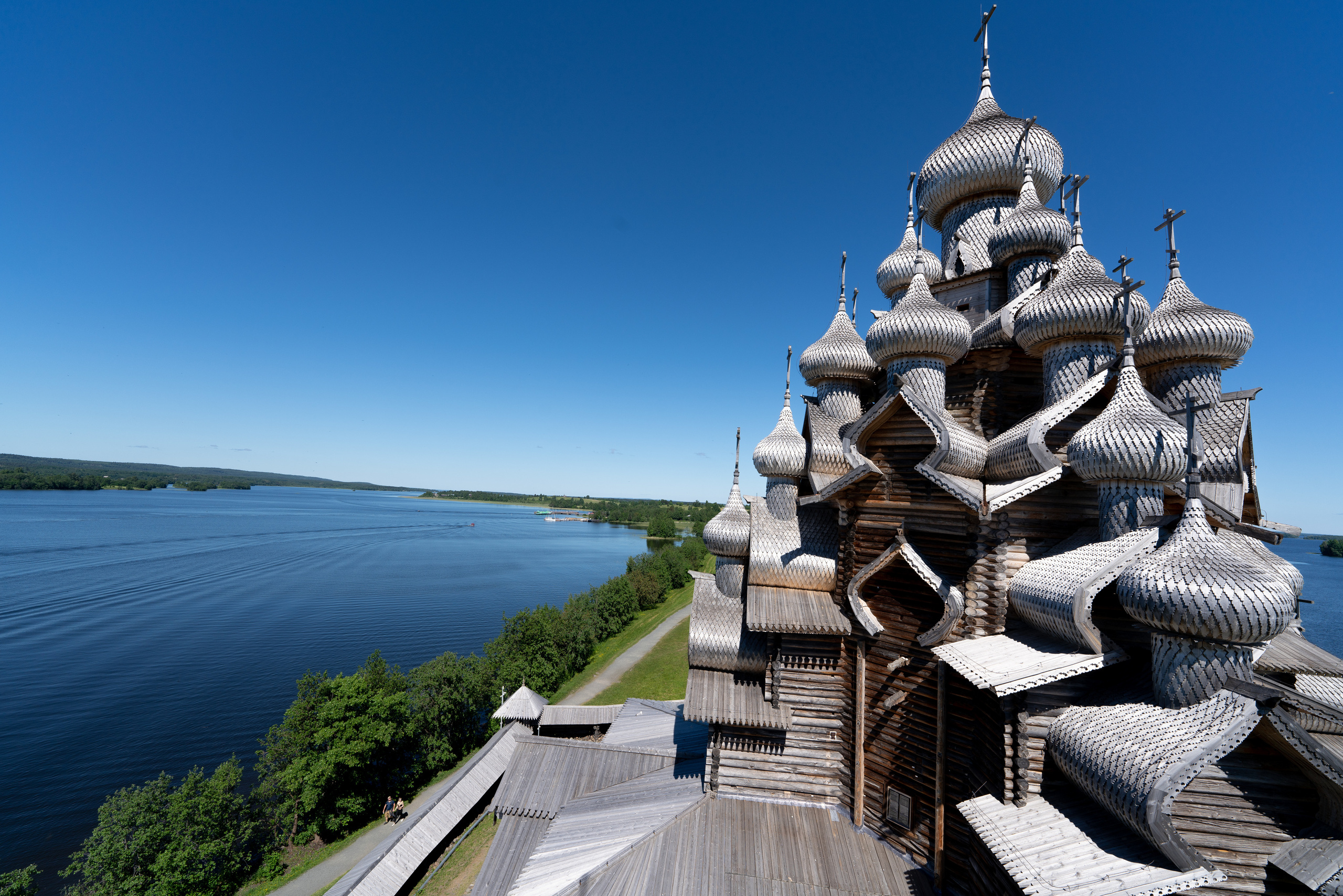 Кижи. ПОБУДЬ ЗДЕСЬ И ЦЕЛЕЕ БУДЕТ ЭТОТ МИР
