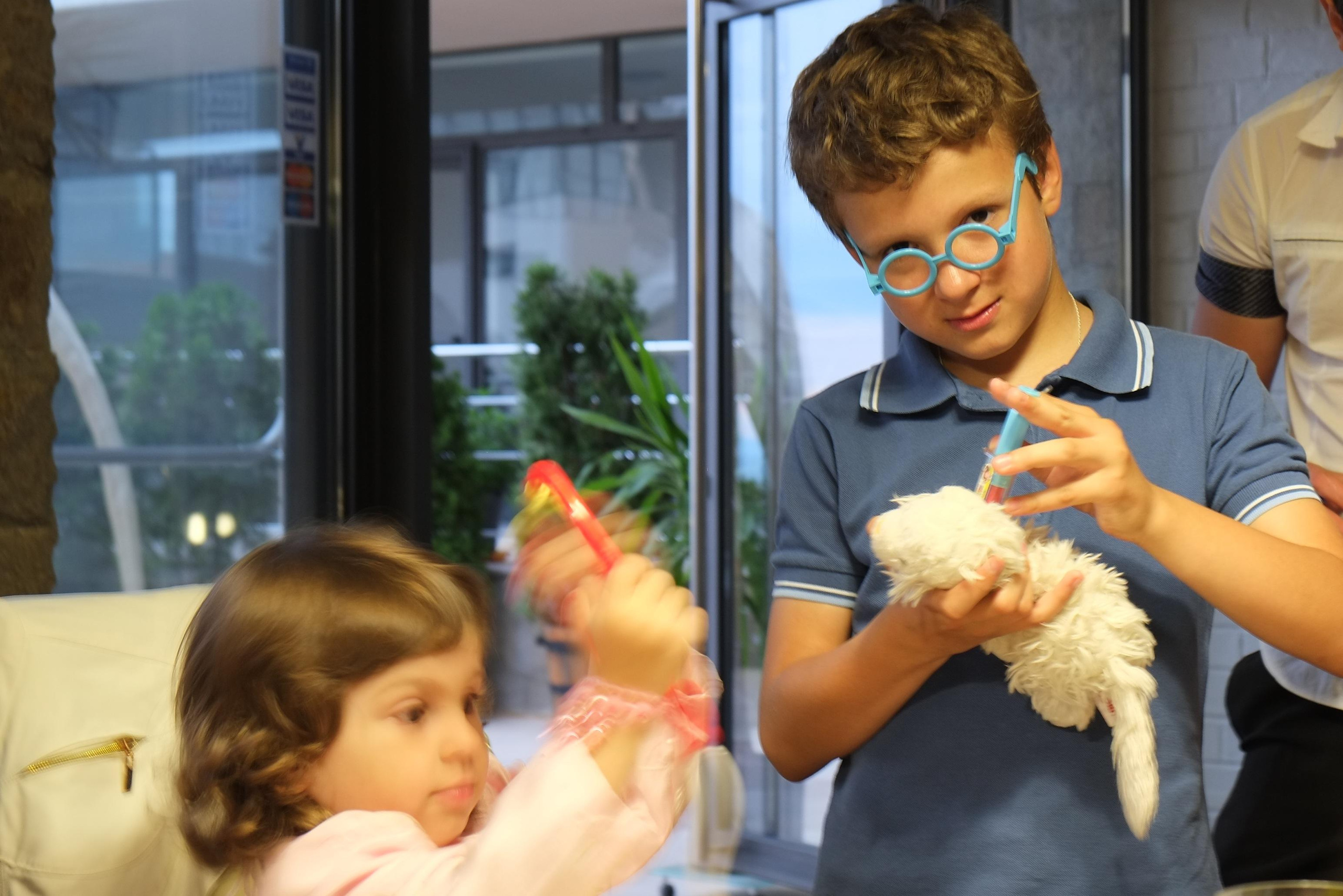 ПОРТРЕТЫ. ПОБУДЬ ЗДЕСЬ И ЦЕЛЕЕ БУДЕТ ЭТОТ МИР