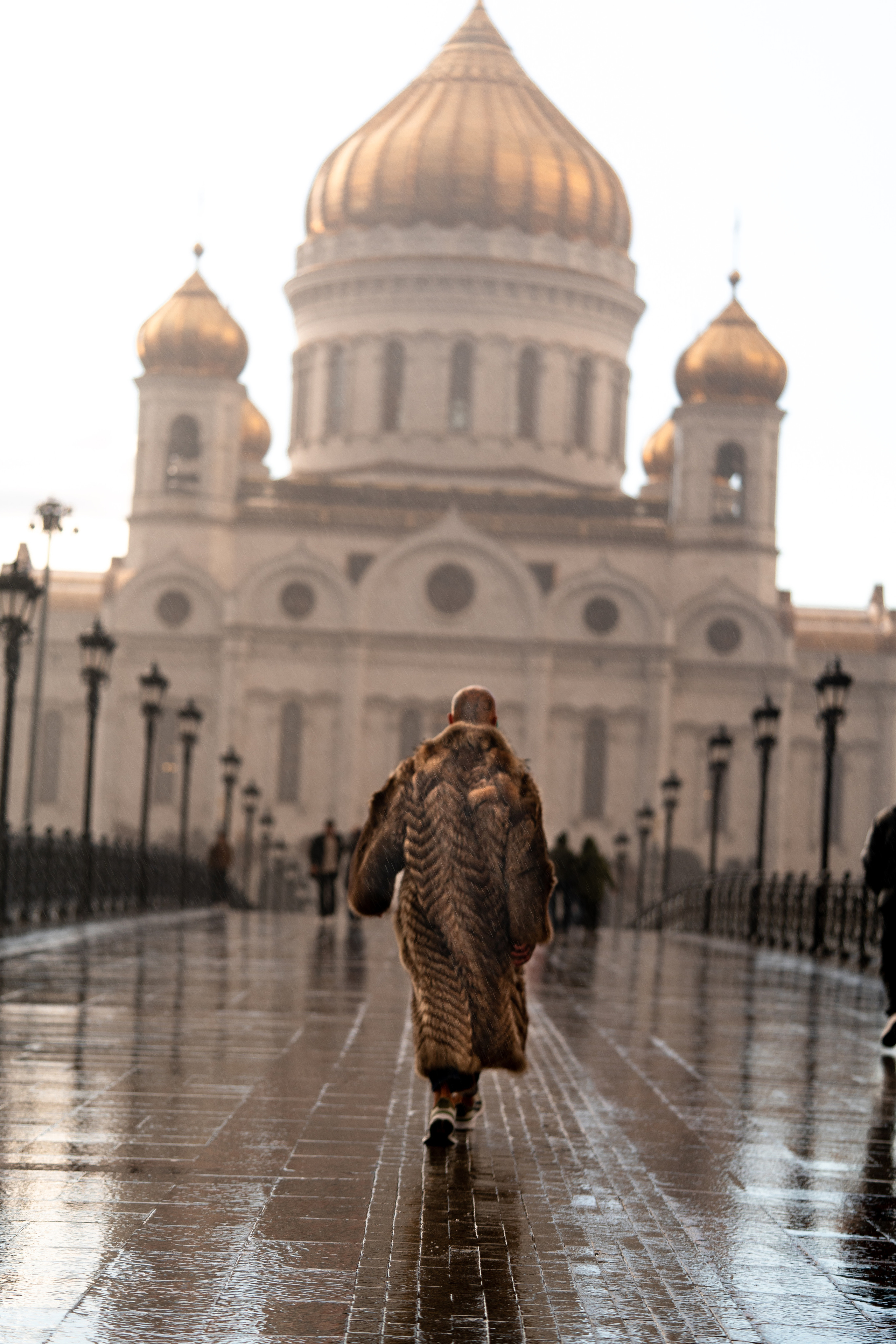 МОСКВА. ПОБУДЬ ЗДЕСЬ И ЦЕЛЕЕ БУДЕТ ЭТОТ МИР