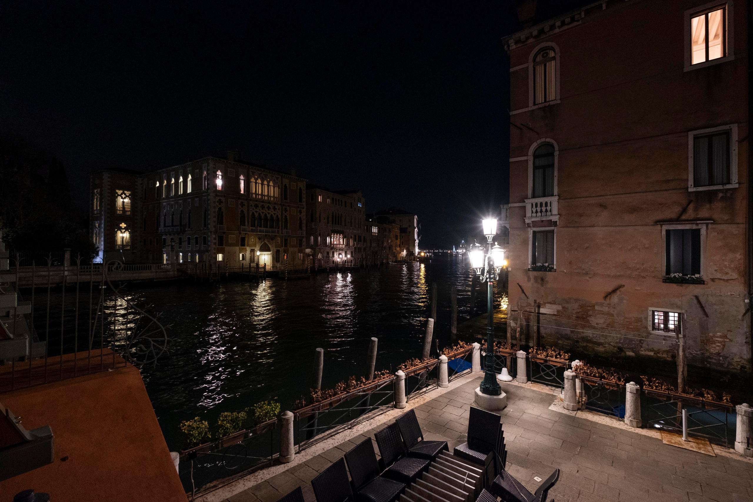 Венеция. ПОБУДЬ ЗДЕСЬ И ЦЕЛЕЕ БУДЕТ ЭТОТ МИР