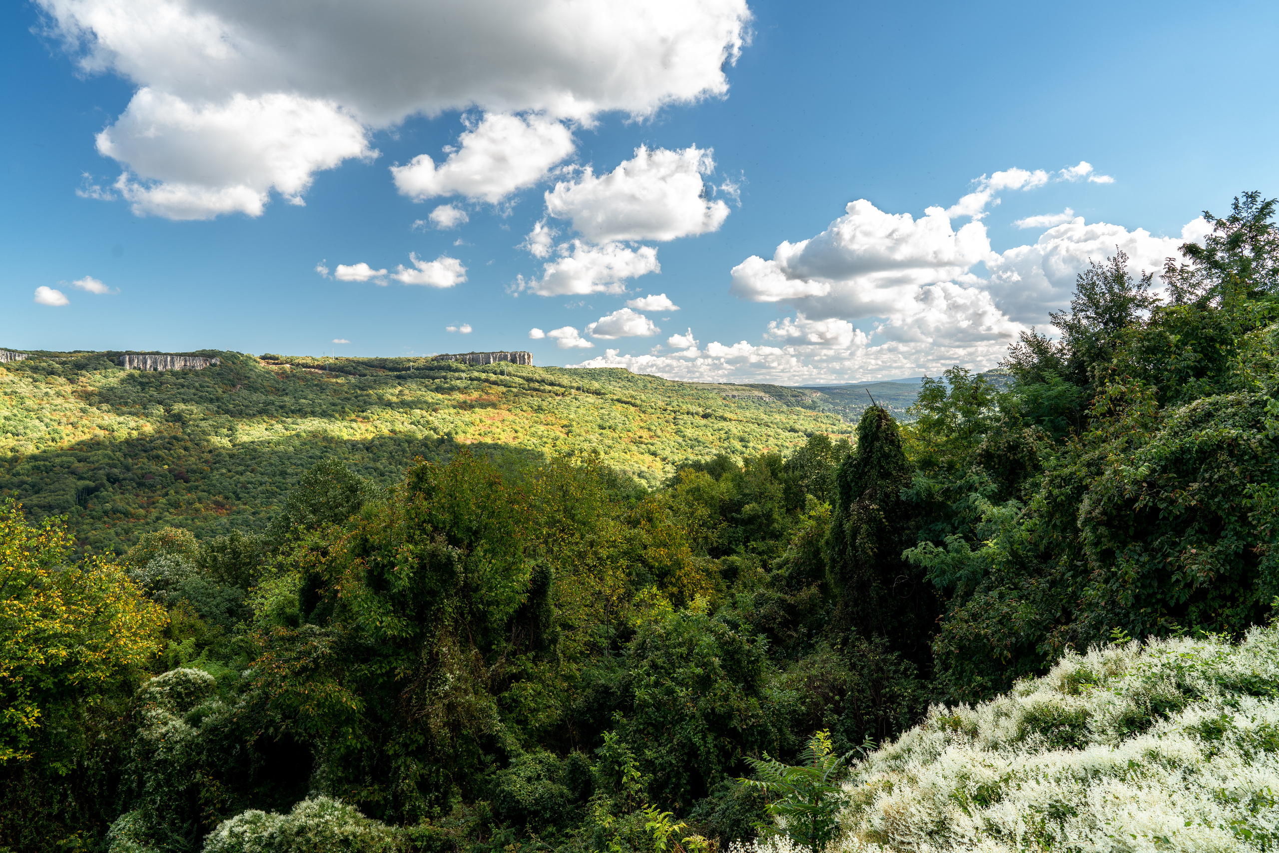 Велико Тырново, Шипка. ПОБУДЬ ЗДЕСЬ И ЦЕЛЕЕ БУДЕТ ЭТОТ МИР