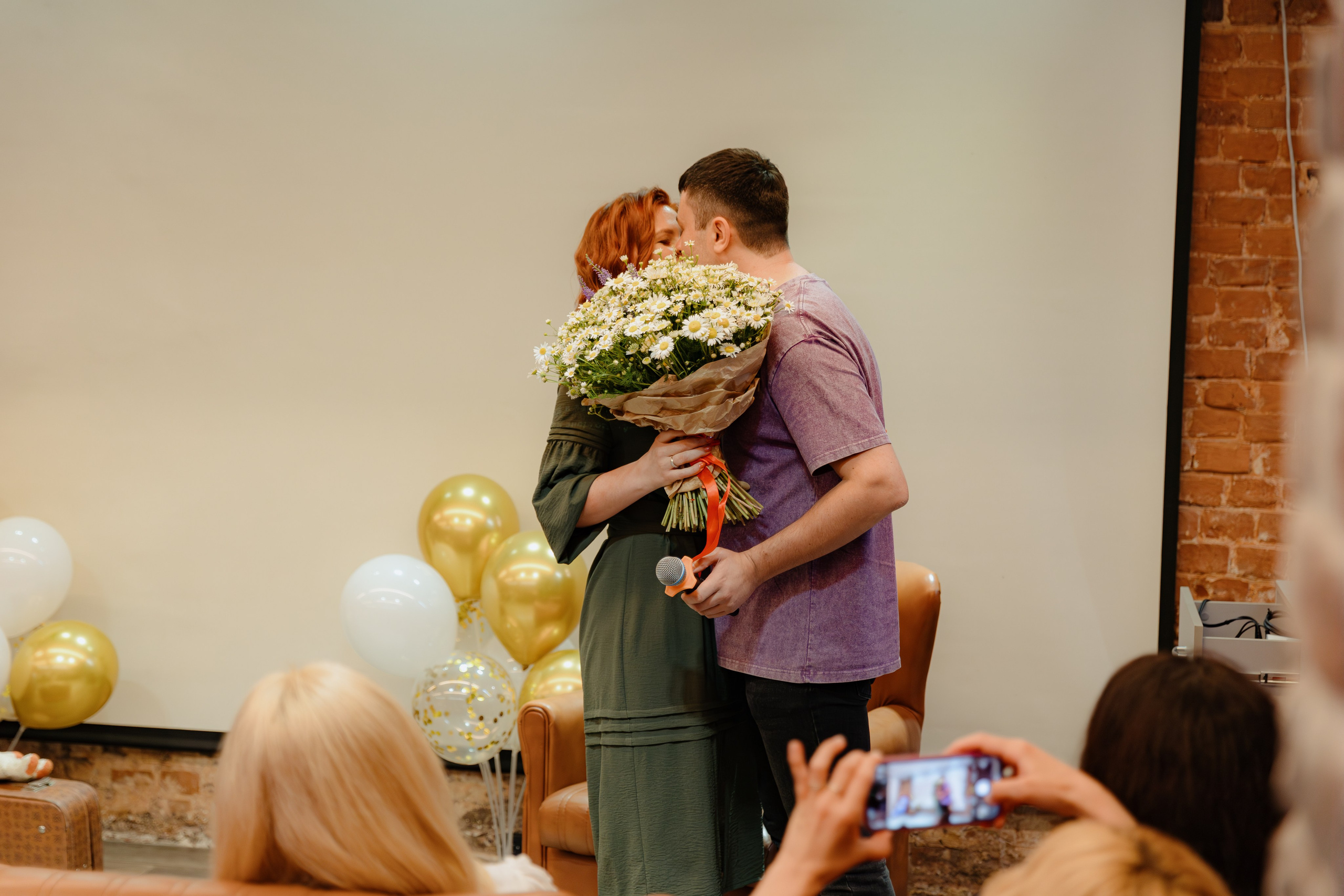 Презентация книги. Свадебный и репортажный фотограф Киров | Вадим Карпук