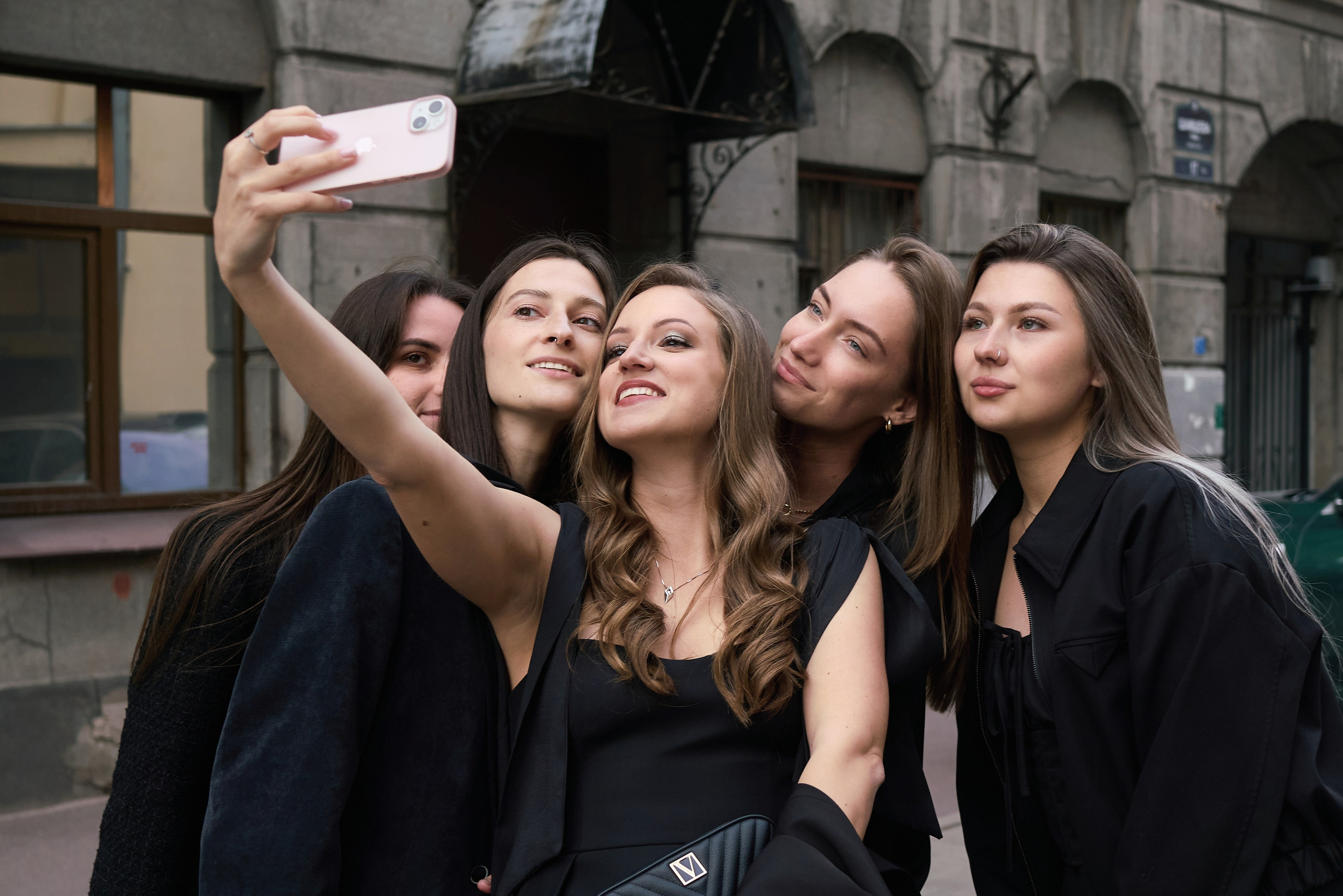 С друзьями. Фотограф Анастасия Дроздова