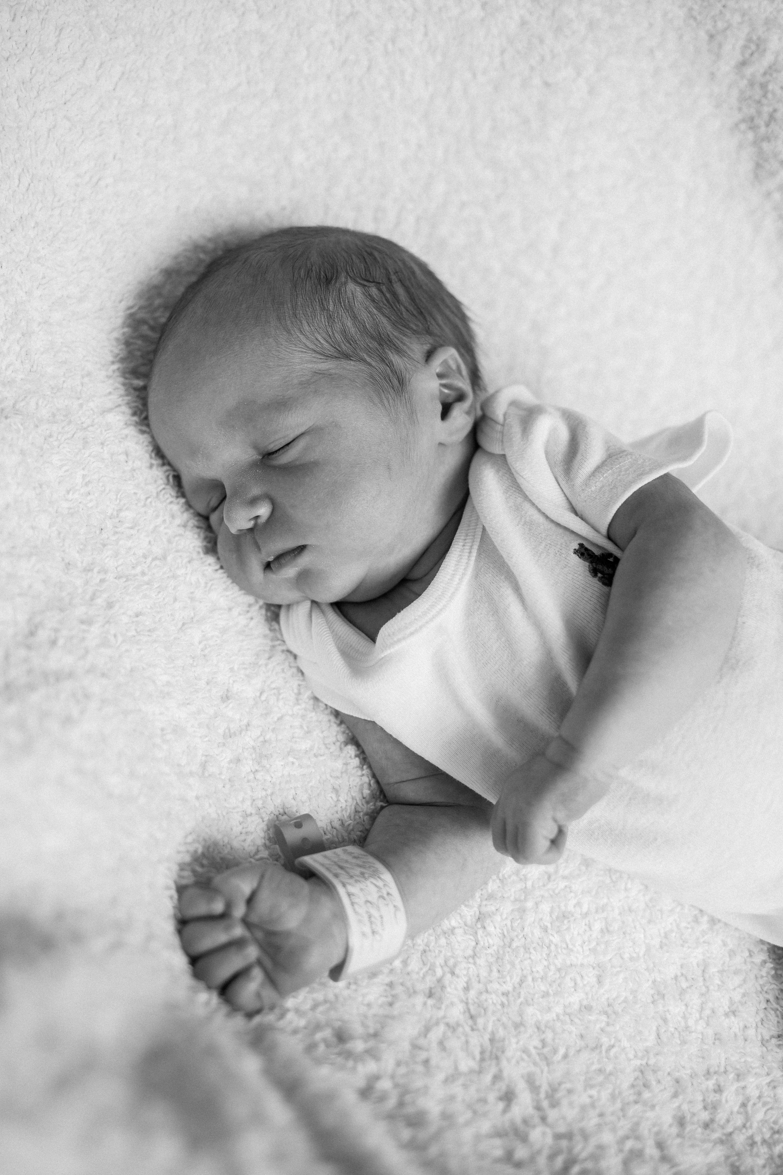 Выписка Анны с малышом Федором. Семейный фотограф Николаева Ольга