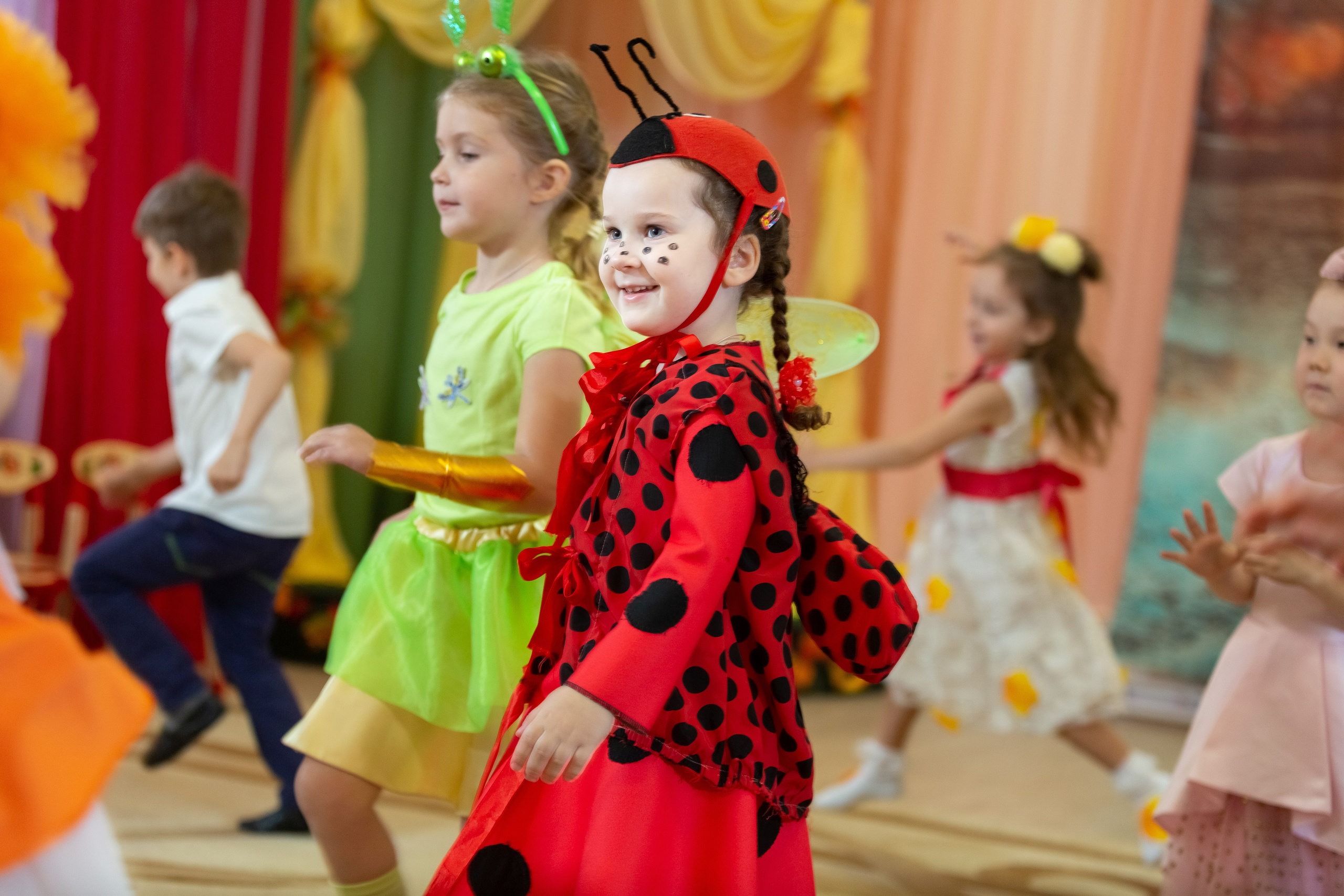 Портфолио утренники в детском саду. Семейный и детский фотограф Комина Елена, Власиха, Одинцово