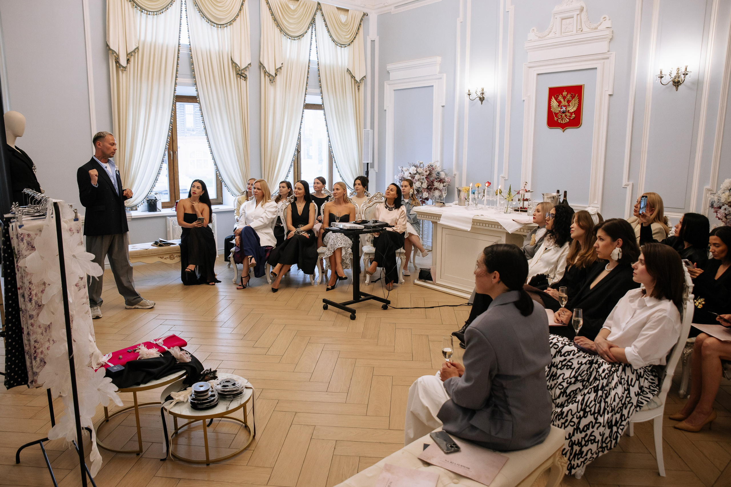Вечер в стиле DIOR во Дворце бракосочетания | Съёмка NA_KULTURNOM Екатеринбург