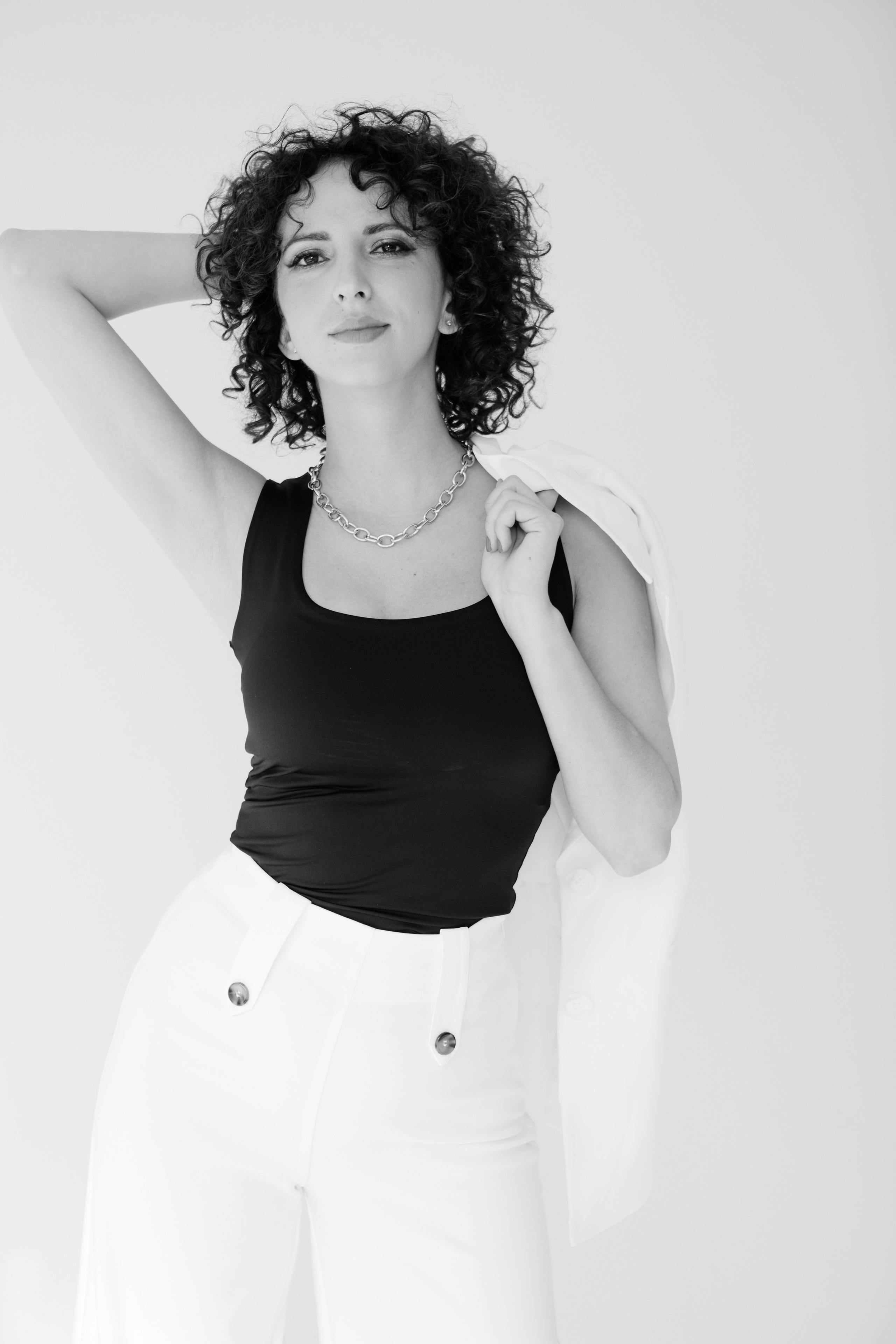 Женский портрет. Фотограф-видеограф для женщин в Черногории Резник Марина