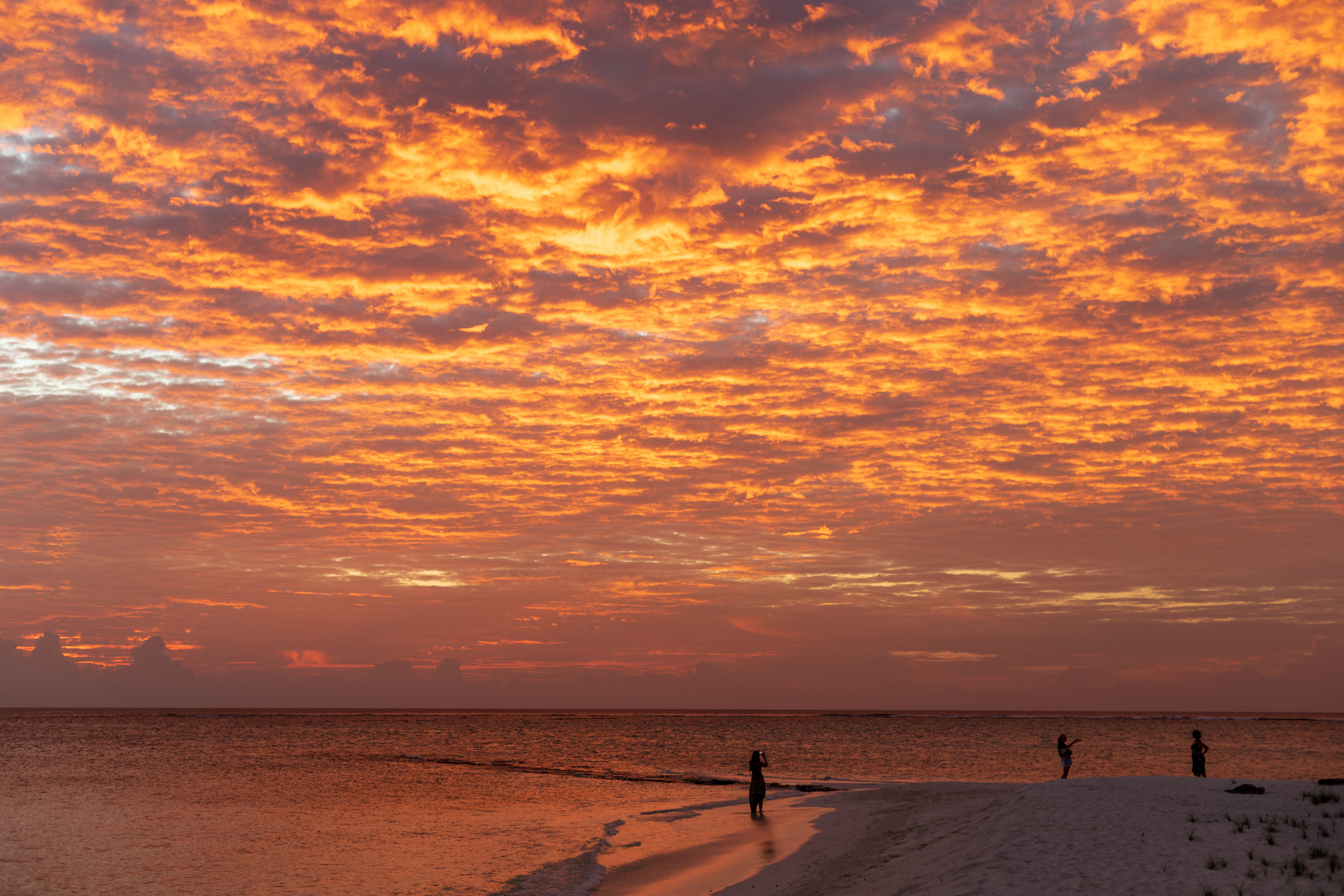 Мальдивы февраль/2020. Фотограф-видеограф для женщин в Черногории Резник Марина