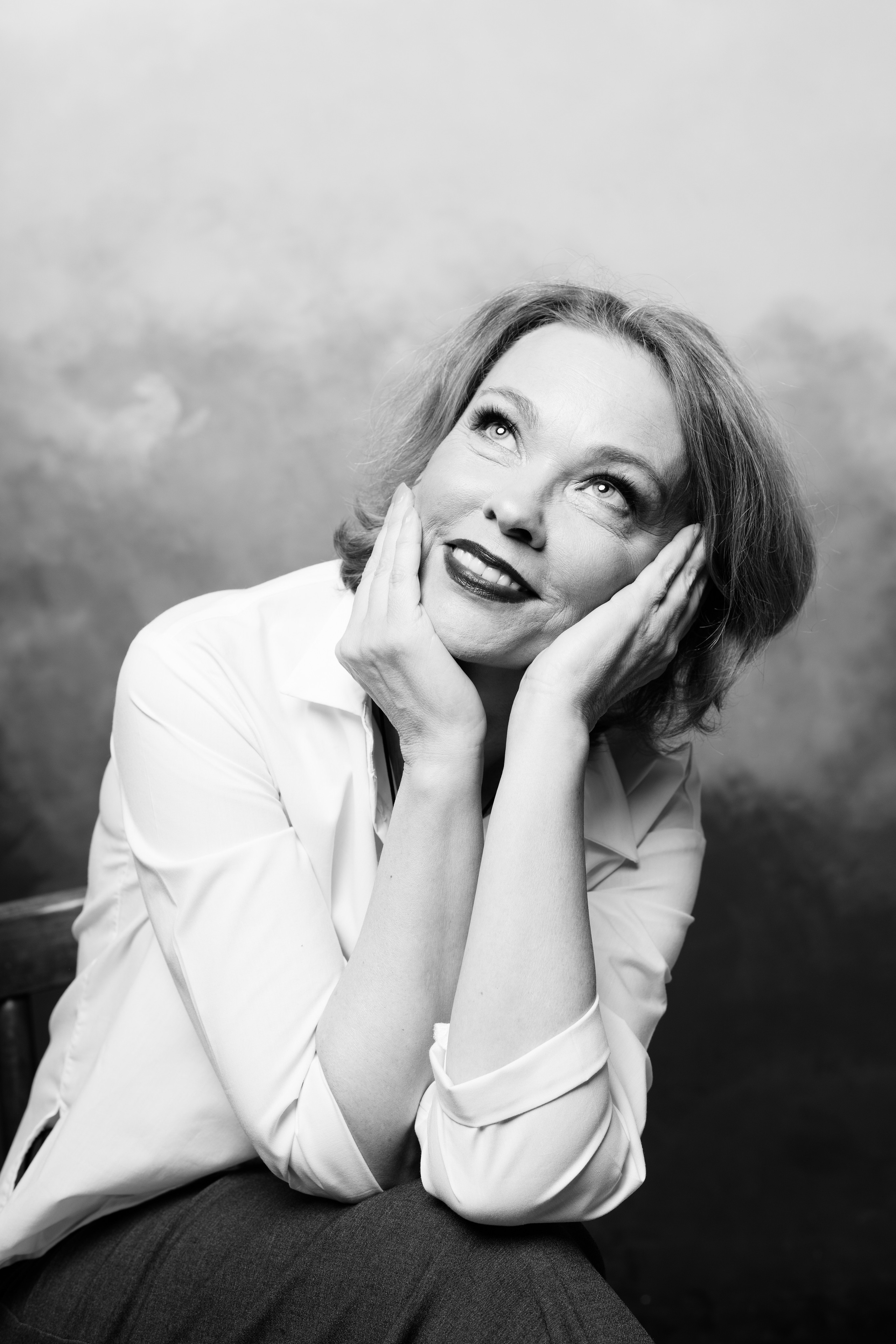 Женский портрет. Фотограф-видеограф для женщин в Черногории Резник Марина