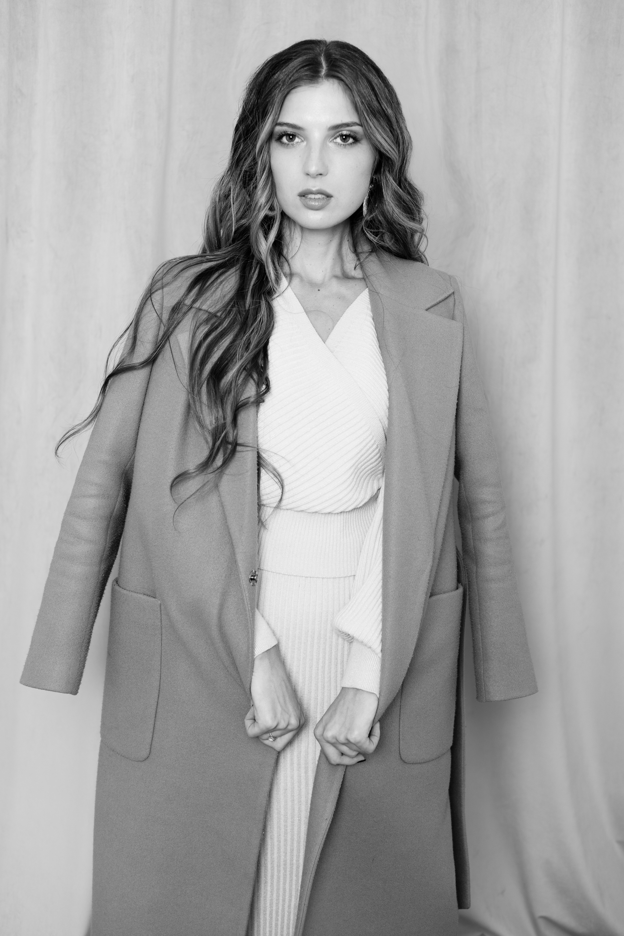 Женский портрет. Фотограф-видеограф для женщин в Черногории Резник Марина