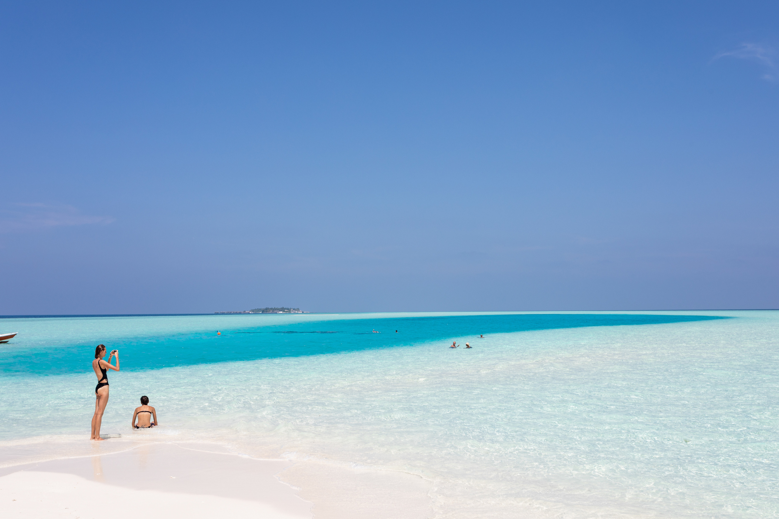 Мальдивы февраль/2020. Фотограф-видеограф для женщин в Черногории Резник Марина