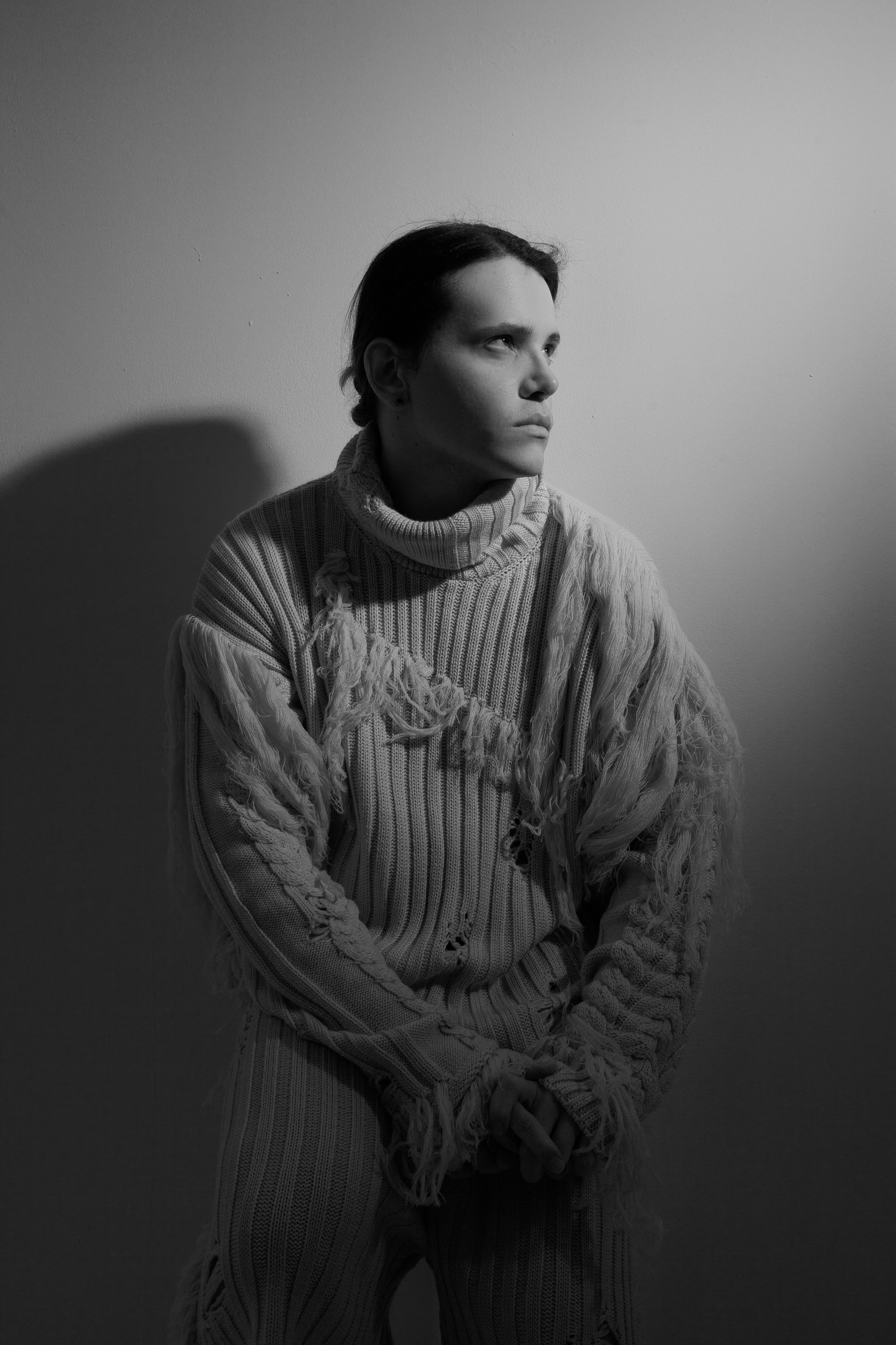 Имиджевая съемка в студии для модели на циклораме