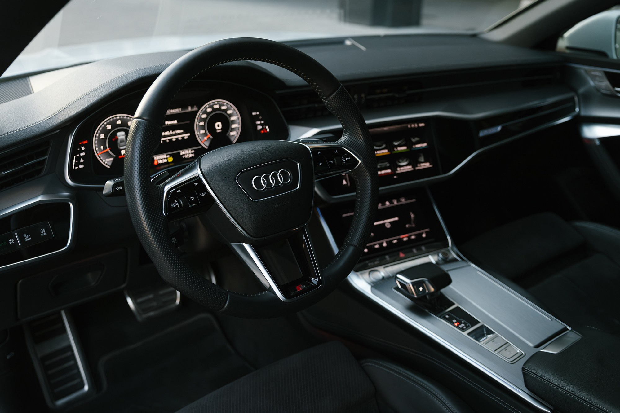 Audi A7 3.0 AMT, 55 TFSI 3.0 quattro S tronic (340 л. с.), 2019 год. Автосалон «Х-Авто»