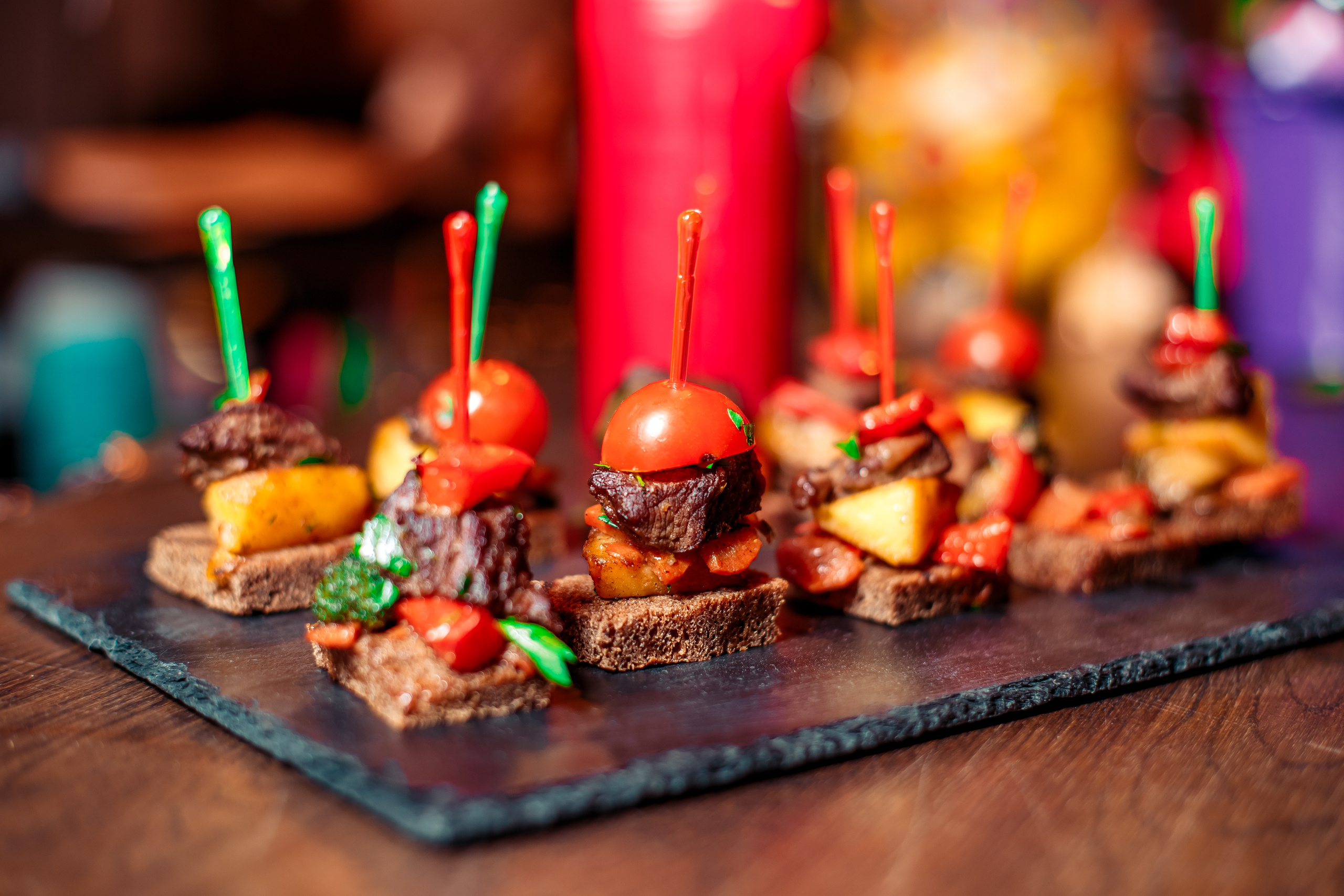 Репортаж в баре | Ростов-Папа бар. Репортажный фотограф Семён Борисов | Москва