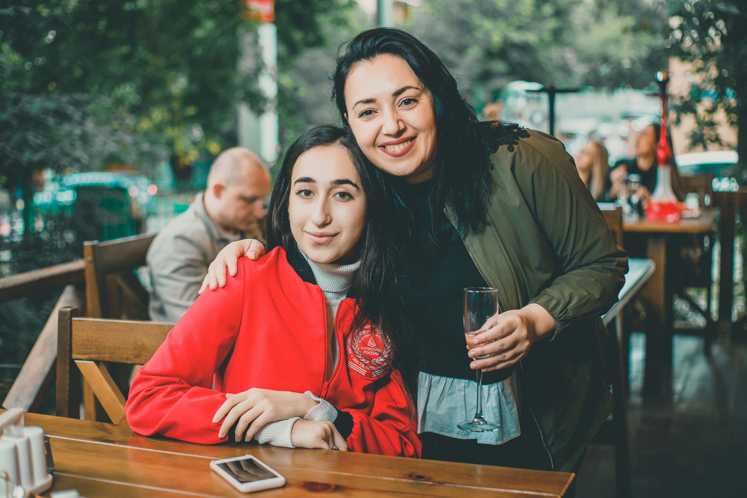 Встреча гостей на веранде | La Club. Репортажный фотограф Семён Борисов | Москва
