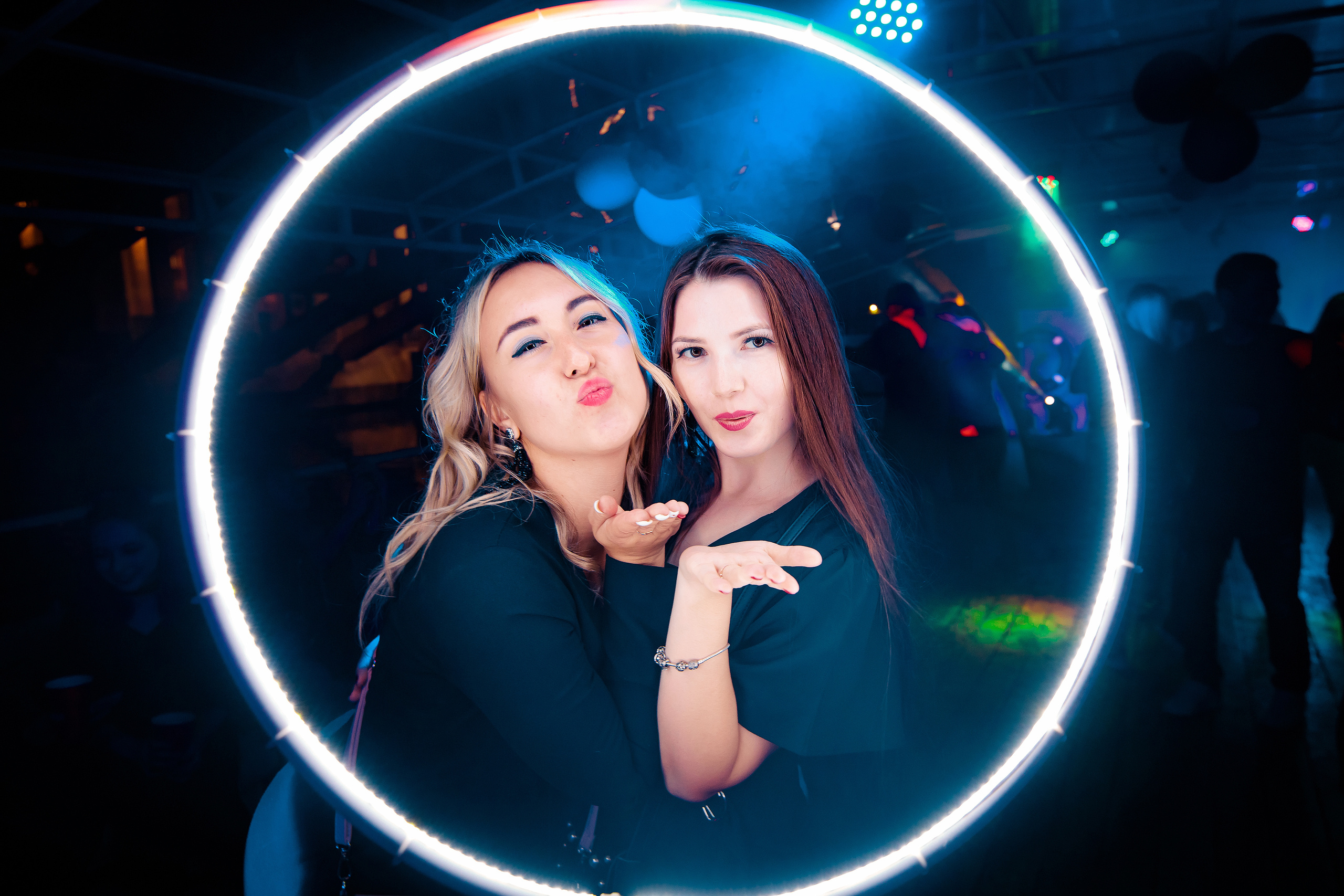 Вечеринка на теплоходе | 2019. Репортажный фотограф Семён Борисов | Москва