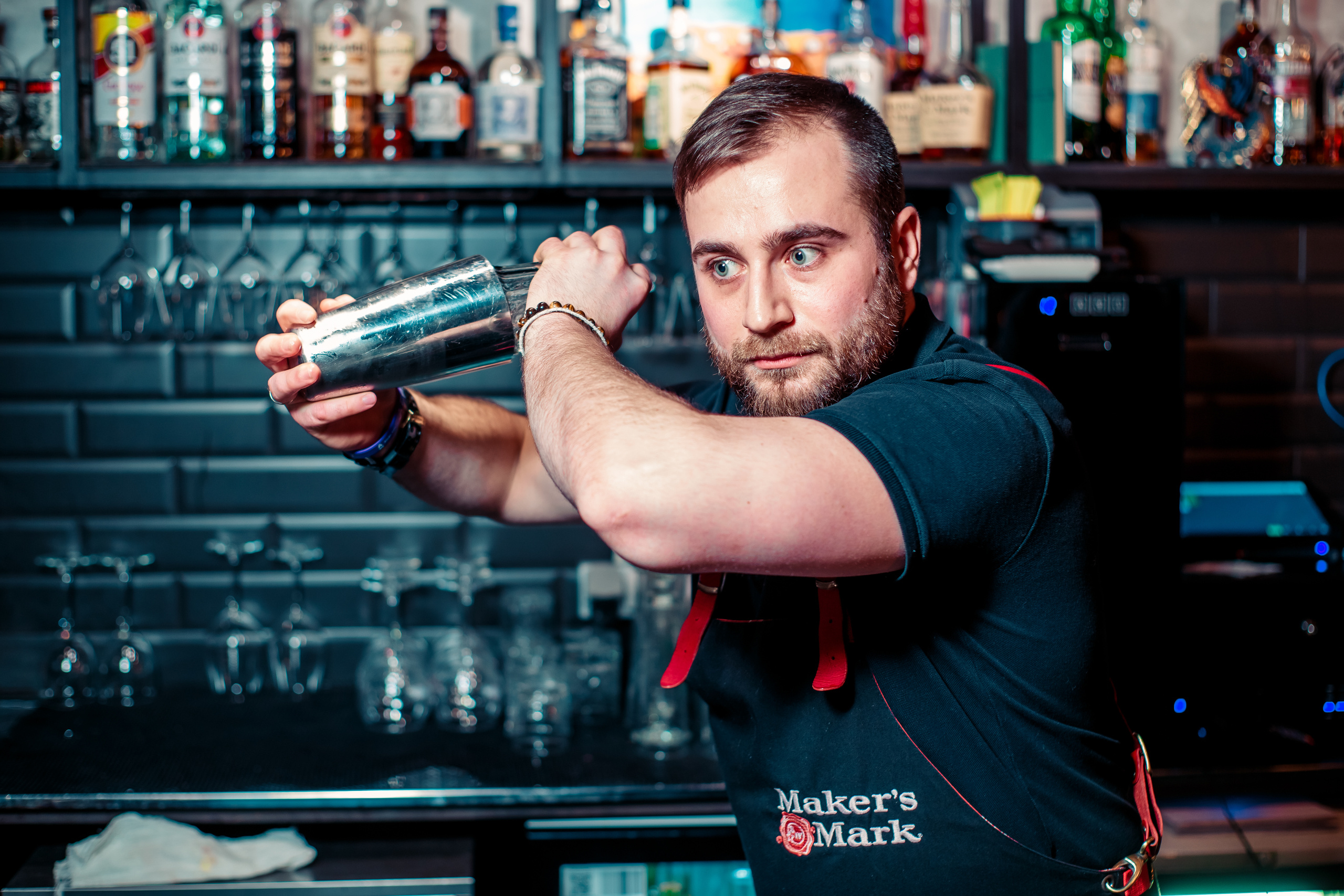 Репортаж в баре | Ростов-Папа бар. Репортажный фотограф Семён Борисов | Москва