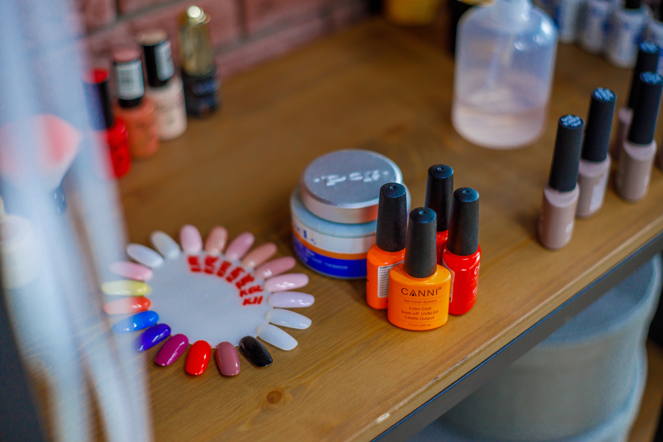 Интерьер маникюрного салона Gastronom. Репортажный фотограф Семён Борисов | Москва