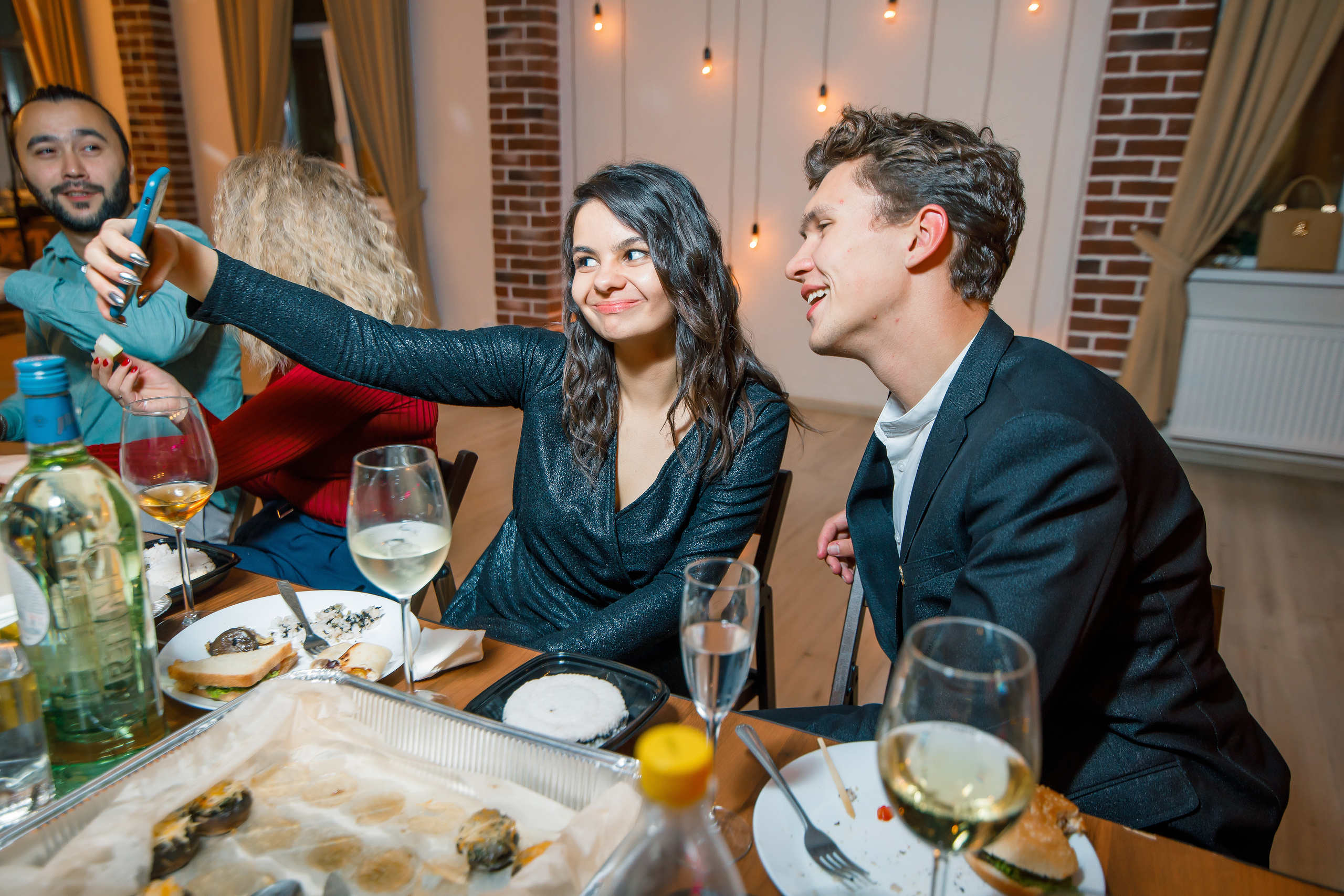 День рождения Тани | Loft Lodge. Репортажный фотограф Семён Борисов | Москва