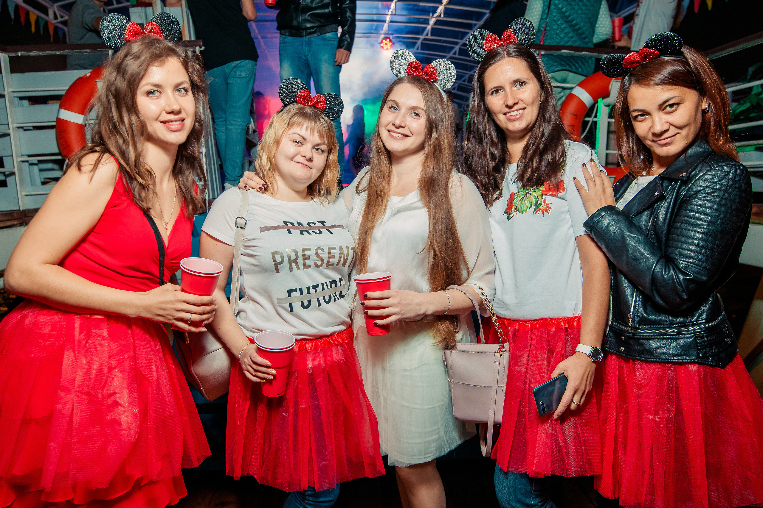 Вечеринка на теплоходе | 2019. Репортажный фотограф Семён Борисов | Москва