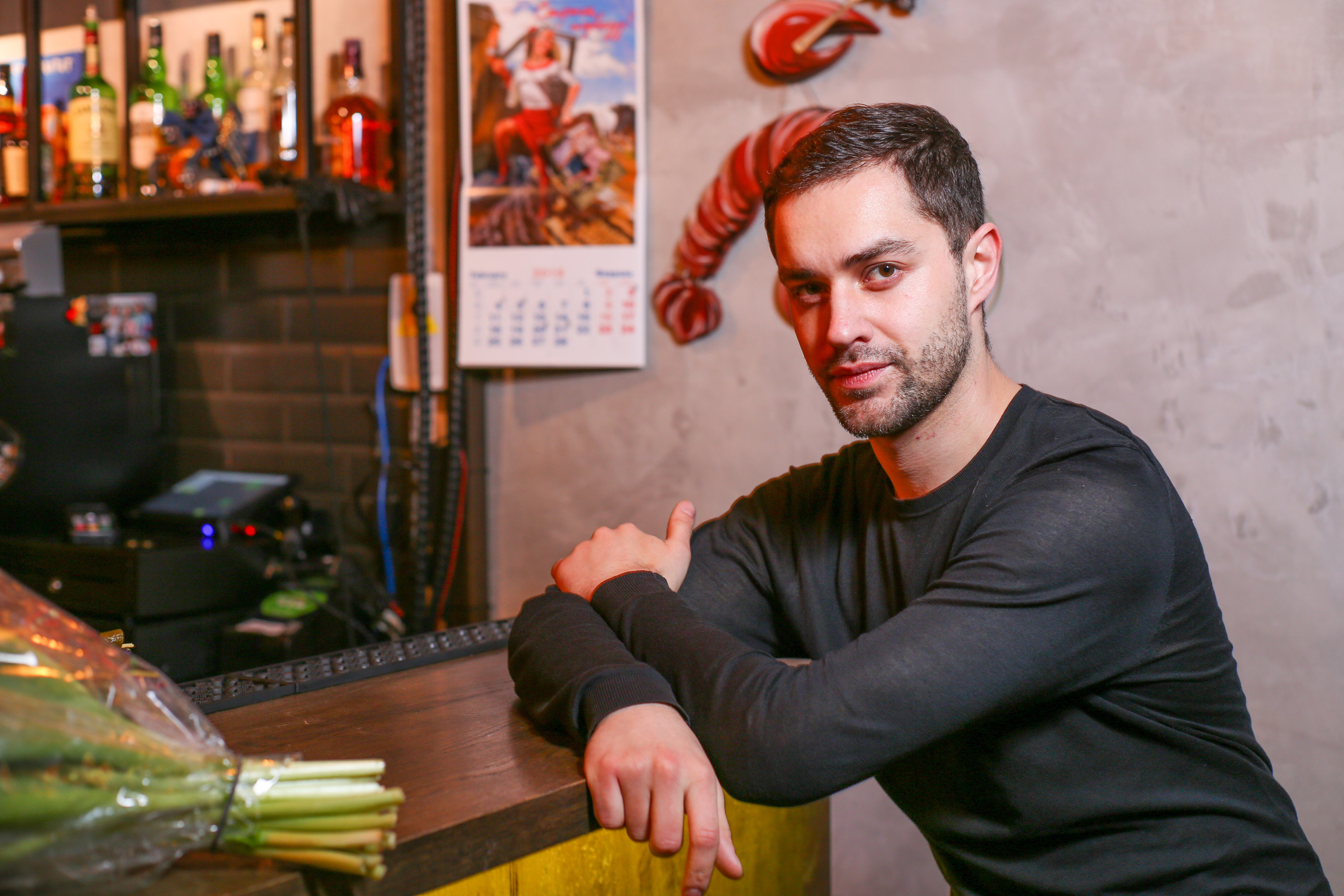 Репортаж в баре | Ростов-Папа бар. Репортажный фотограф Семён Борисов | Москва