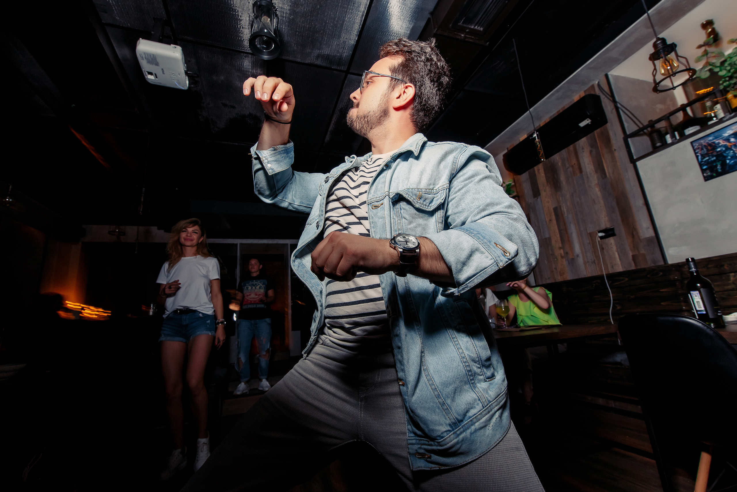 Репортаж в баре | Ростов-Папа бар. Репортажный фотограф Семён Борисов | Москва