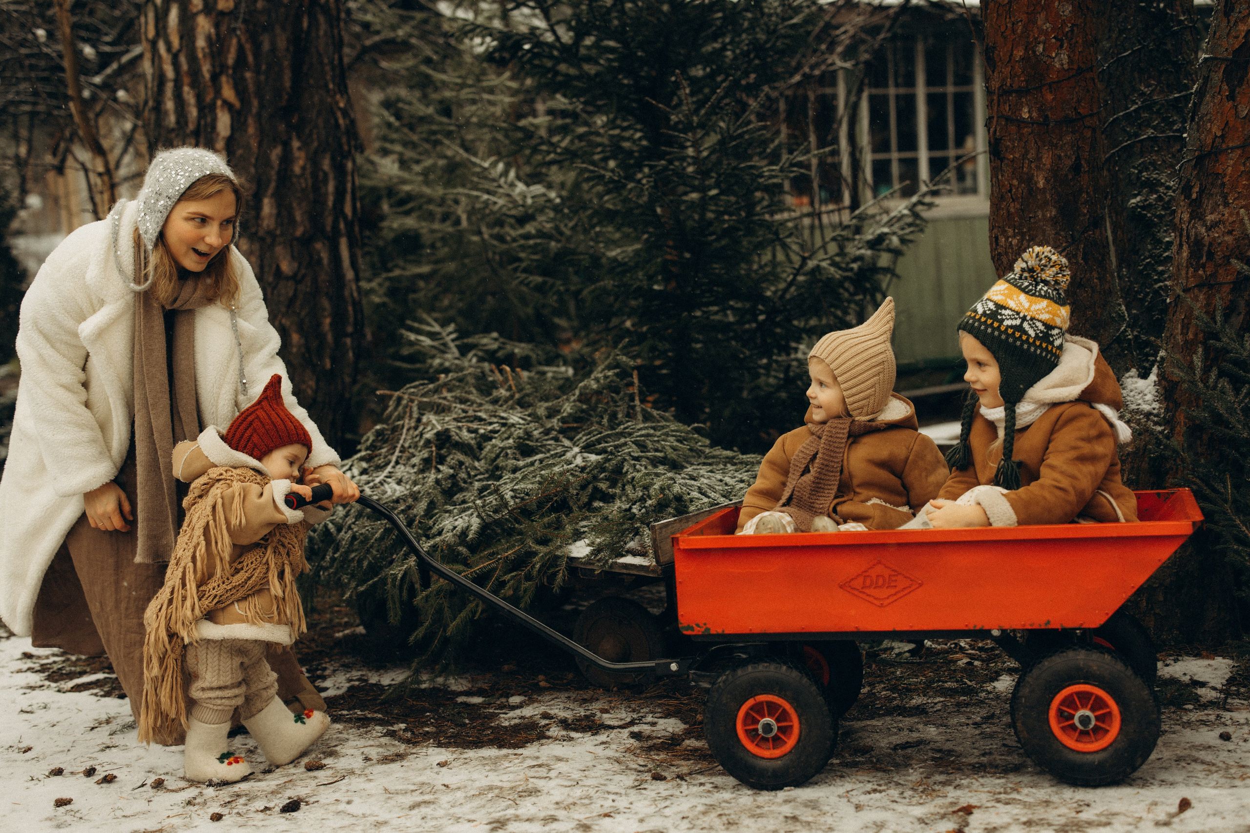 Ира, Дуня, Агуся, Маша. Семейный фотограф Оля Гладченко
