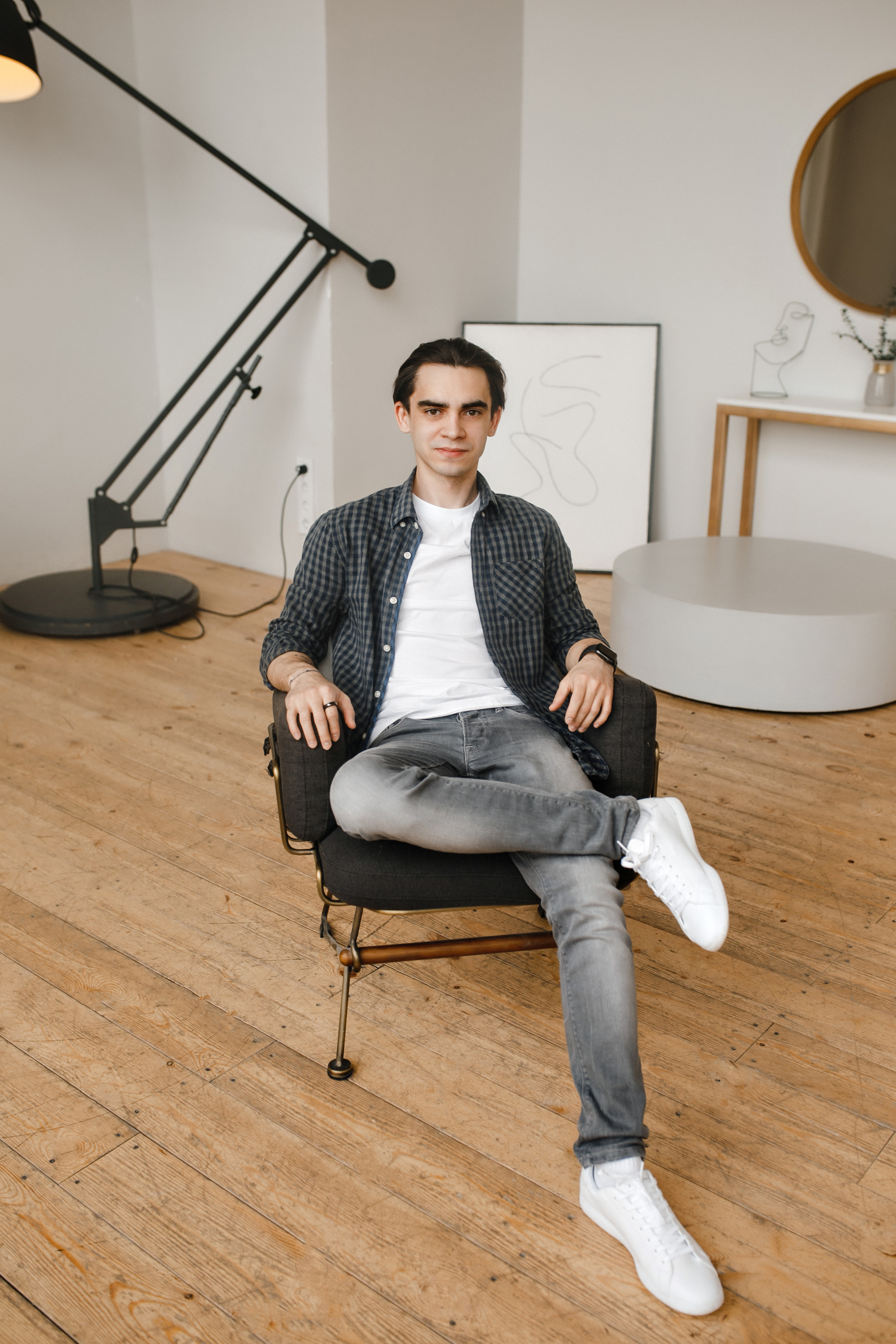 Степан Электрозавод Flat. Фотограф в Новосибирске Ася Зверева