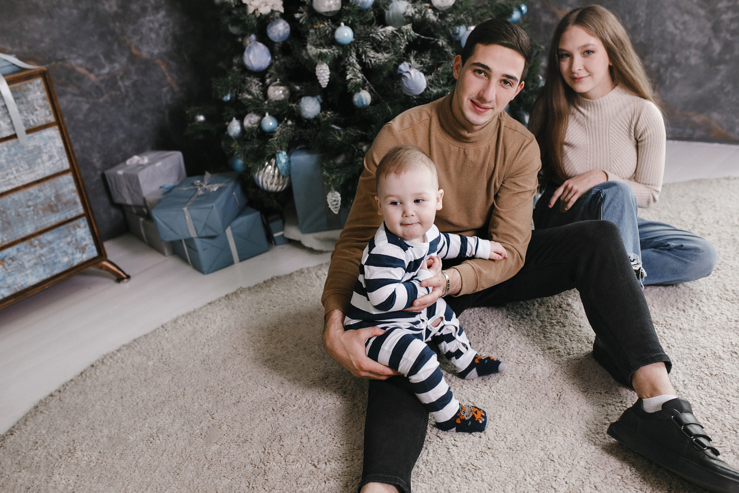 Дарья&Руслан (студийная новогодняя). Фотограф в Новосибирске Ася Зверева