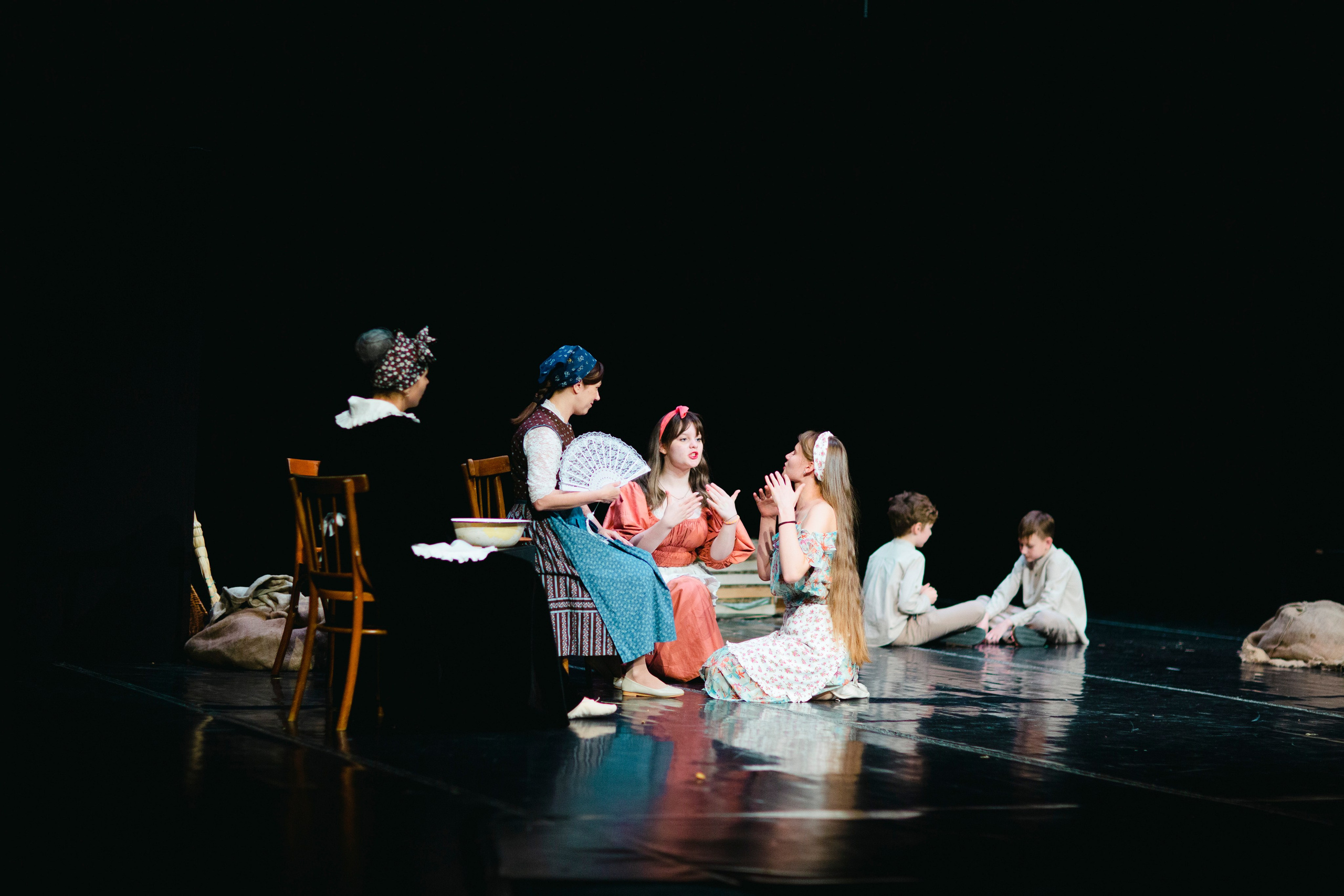Спектакль / Performance photography. Anastasia Krivoshei — Photographer. Portraits, reportage, theater and still life with an artistic and emotional focus