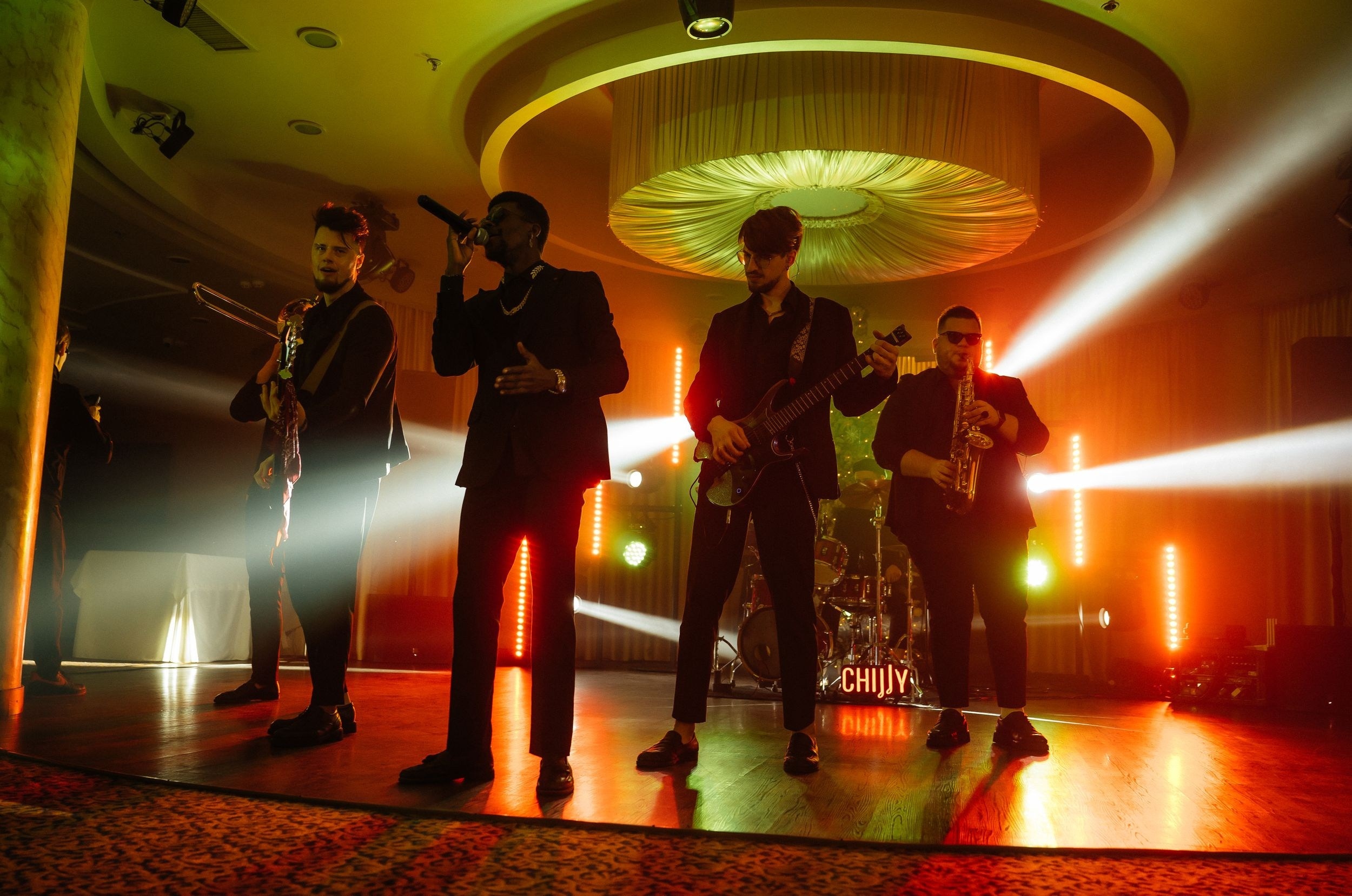 Новогодний Корпоратив. Организация и декор мероприятий Донецк (ДНР)