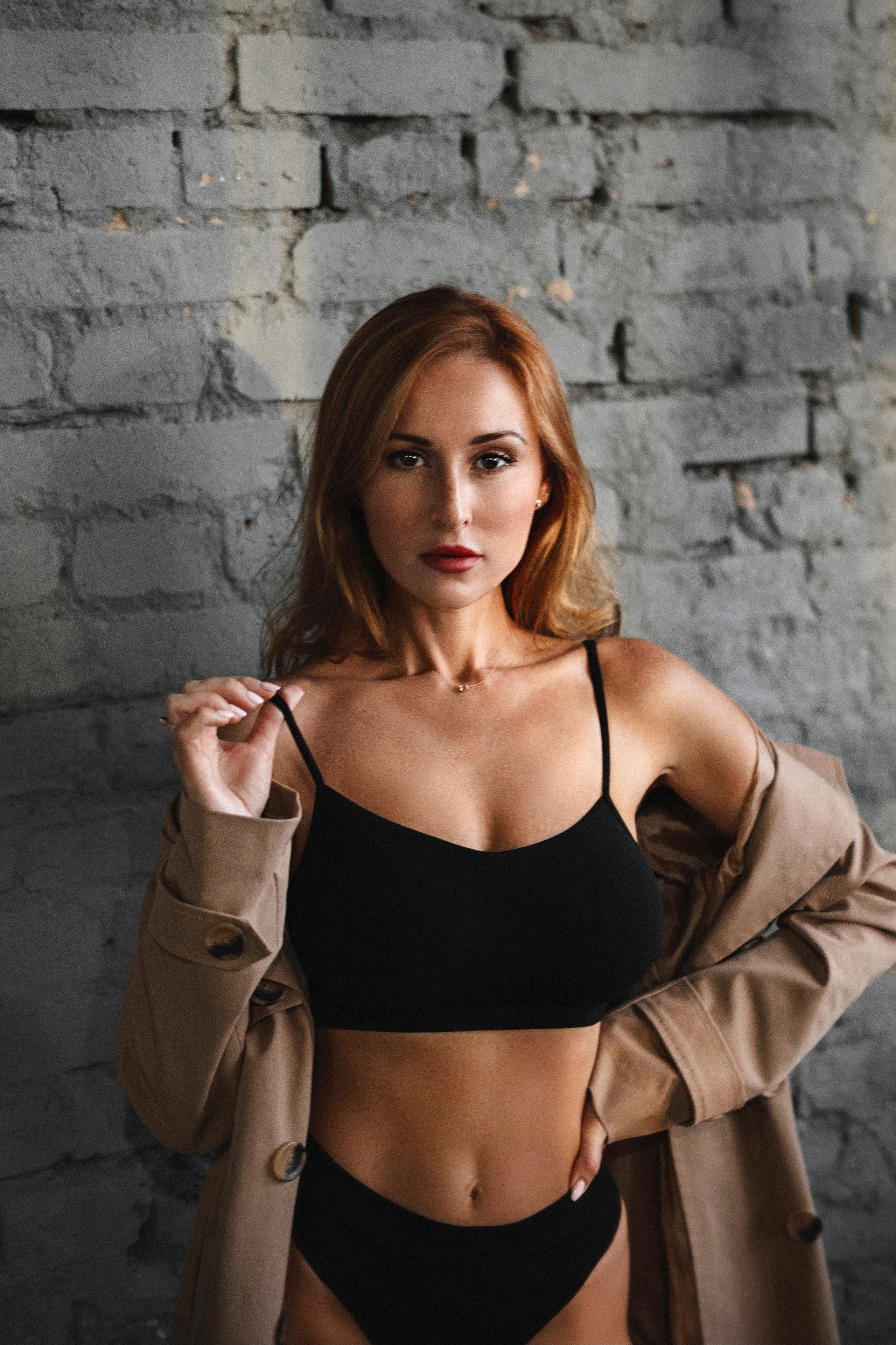 Студии & отели. Модель Москва каталожная и творческая съемка Anna Antlers