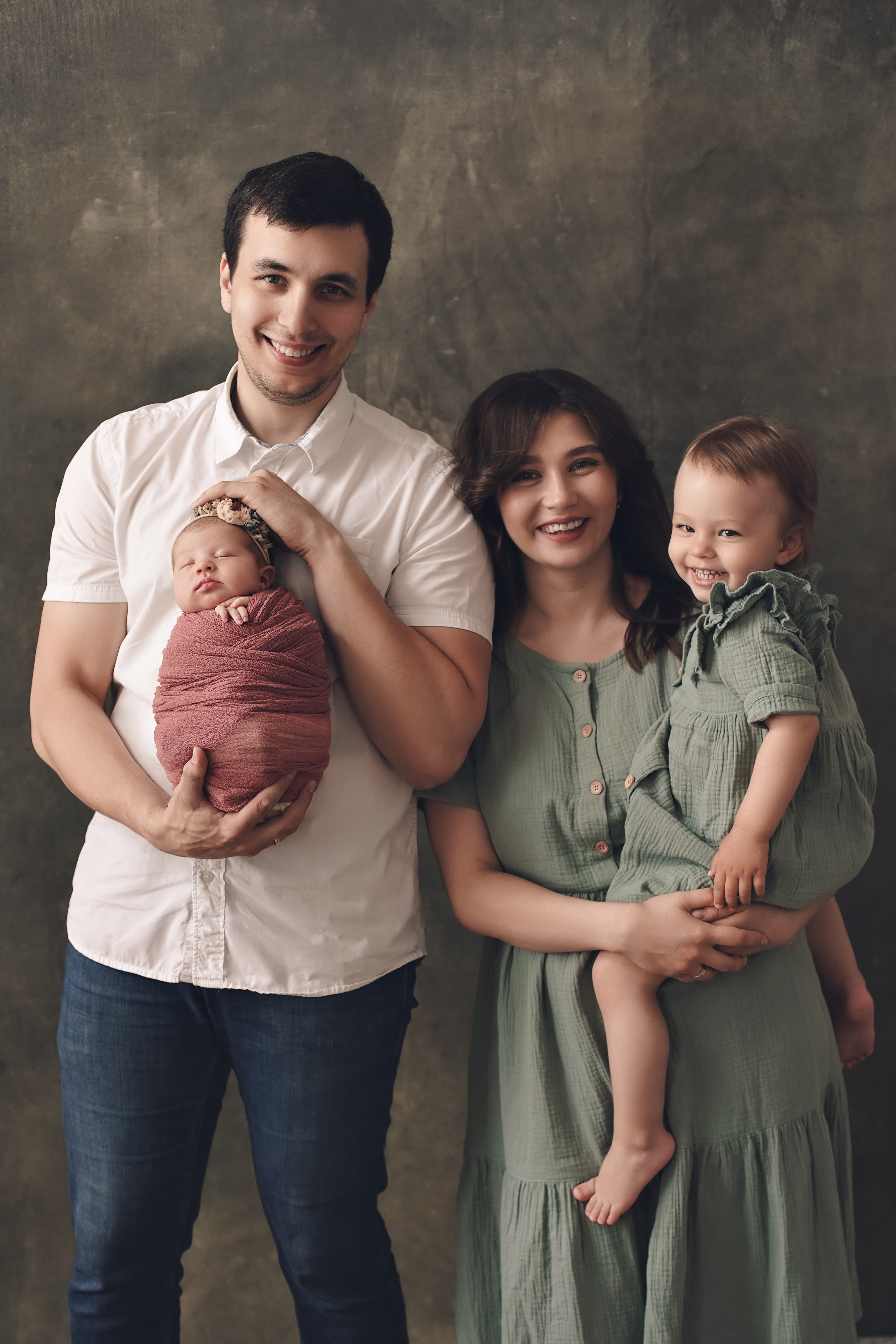 Новорождённые. Детский и семейный фотограф Ирина Иванова