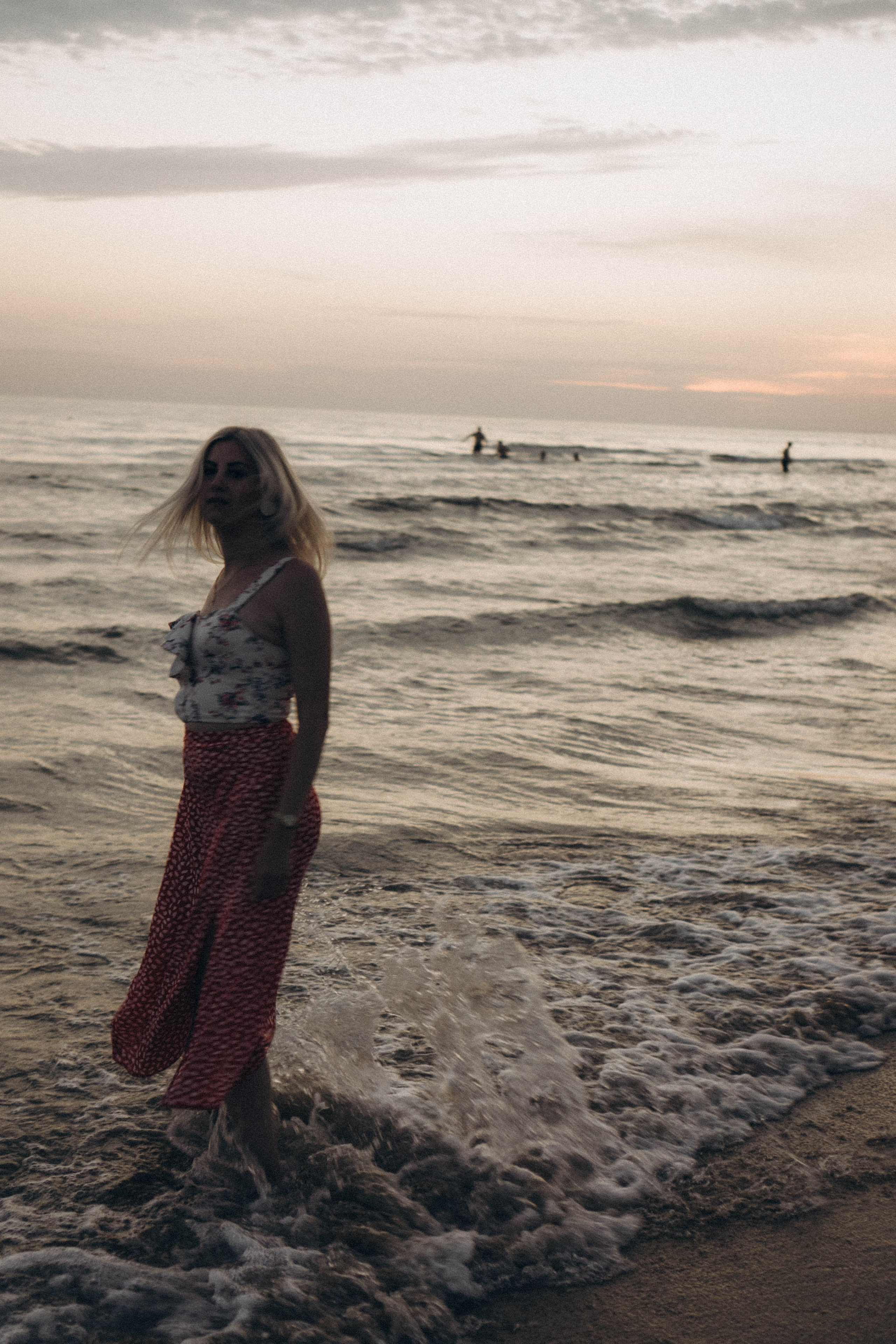 Июльский вечер на берегу черного моря. Профессиональный фотограф, Санкт-Петербург — Виктория Богомолова