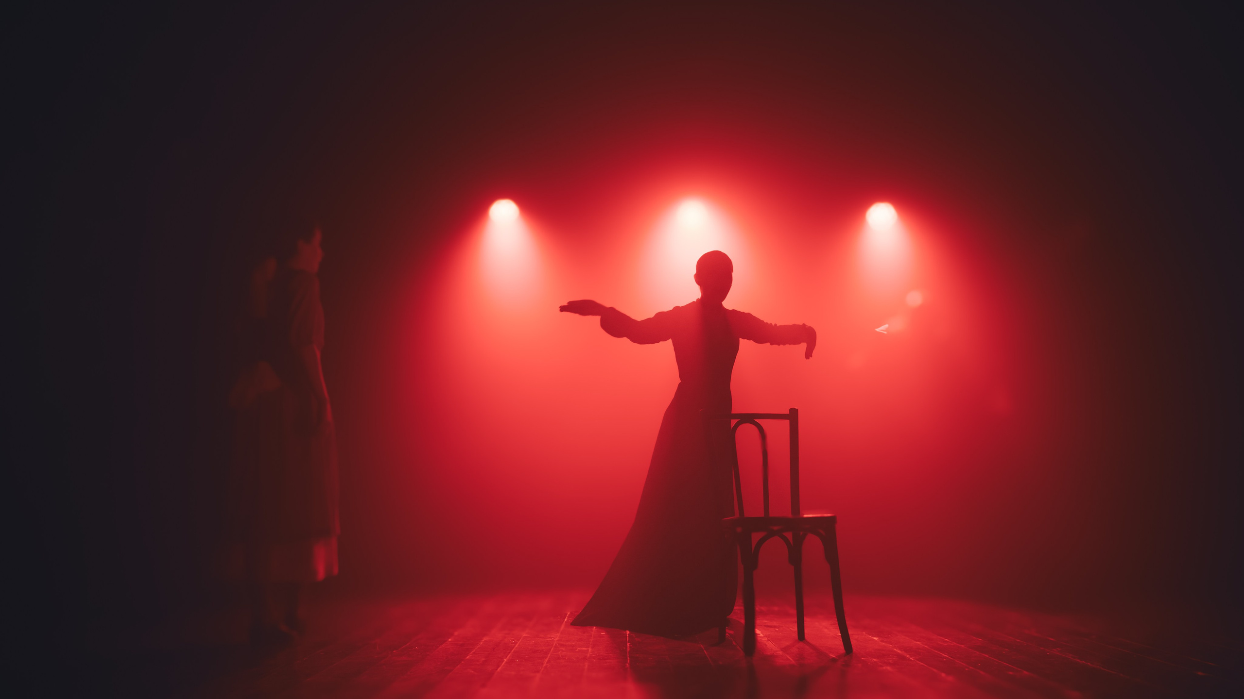 Спектакль "Дни нашей жизни". Театральный фотограф Михаил Макаричев-Энгельс